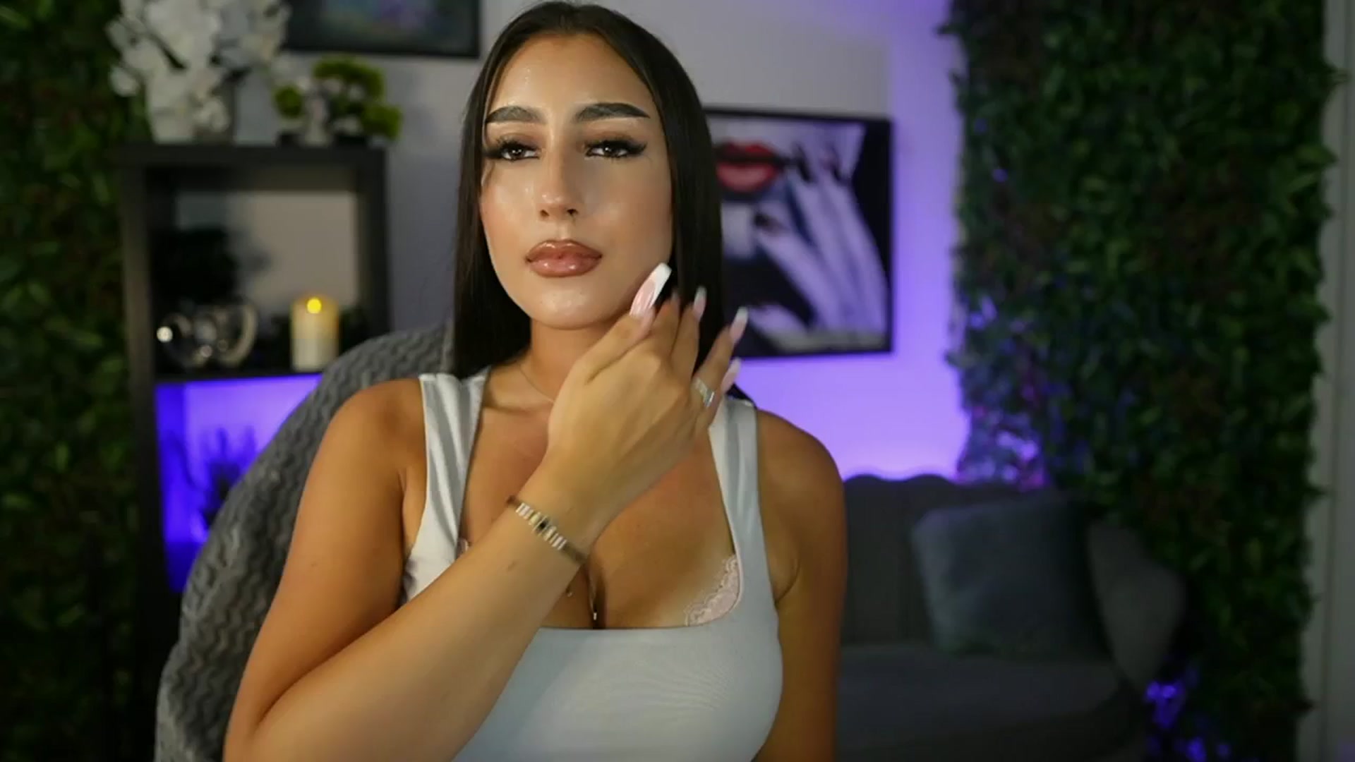 Gallery image thumbnail from Bree_Morgan's myfreecams stream on, 09/06/2025, 15:07 image 5 of 20