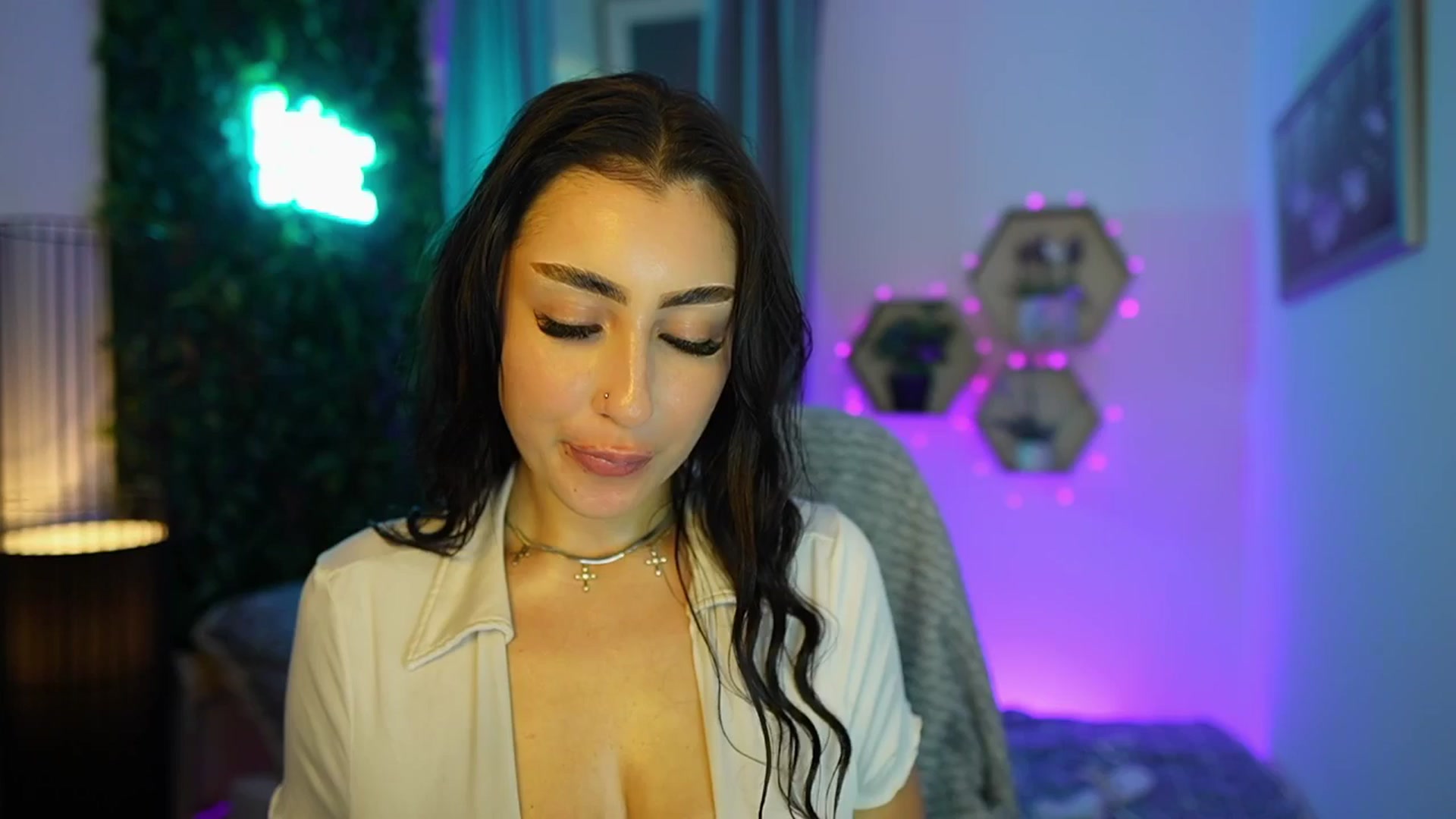 Gallery image thumbnail from Bree_Morgan's myfreecams stream on, 11/17/2025, 24:49 image 10 of 20