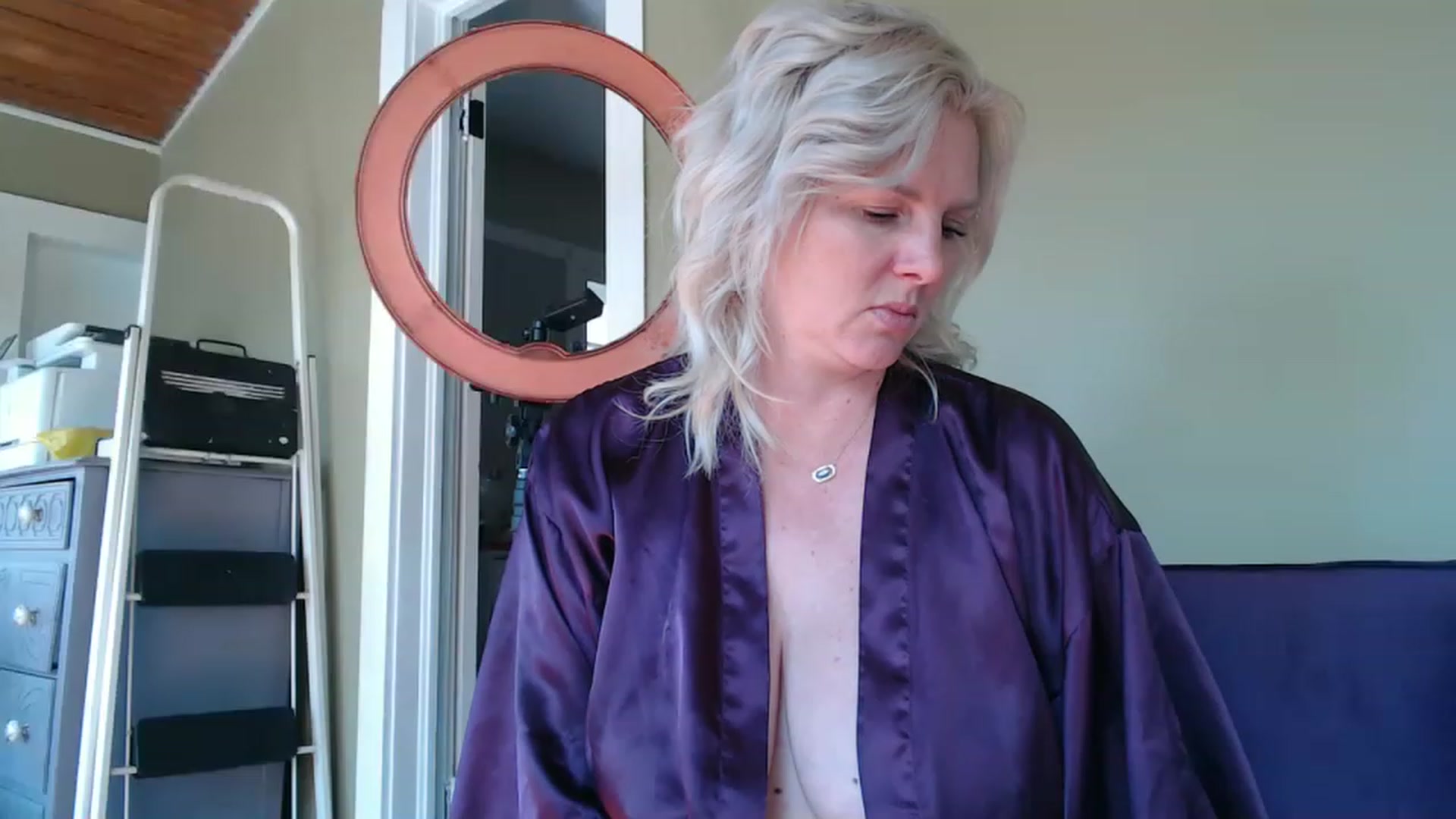 Gallery image thumbnail from Bree_xoxo's myfreecams stream on, 05/10/2023, 16:32 image 3 of 20