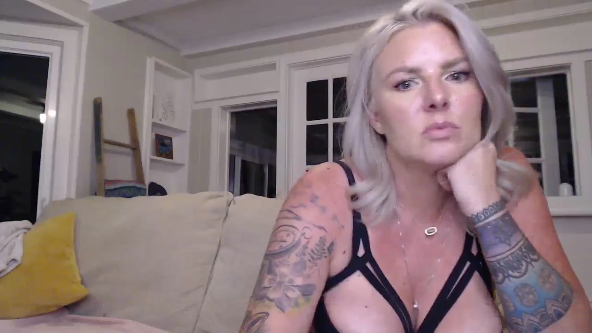 Gallery image thumbnail from Bree_xoxo's myfreecams stream on, 09/07/2023, 02:53 image 17 of 20