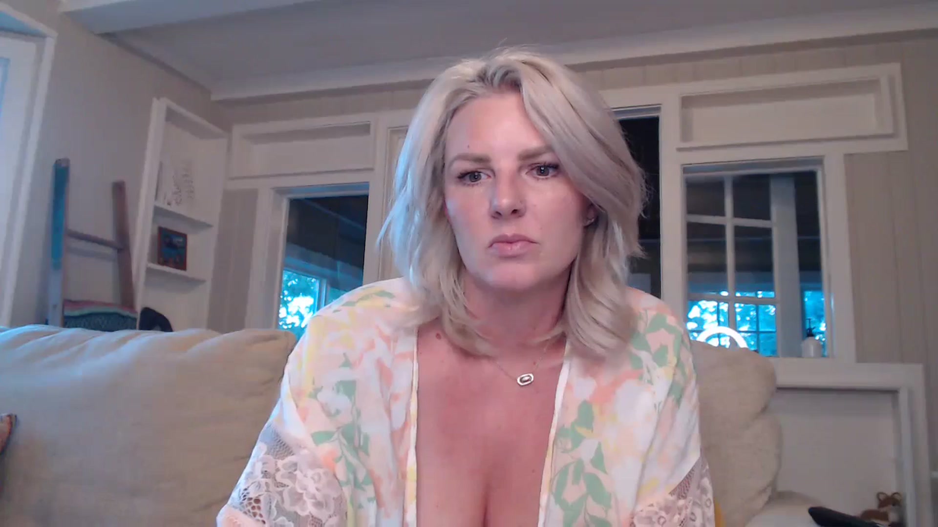Gallery image thumbnail from Bree_xoxo's myfreecams stream on, 09/10/2023, 01:01 image 10 of 20