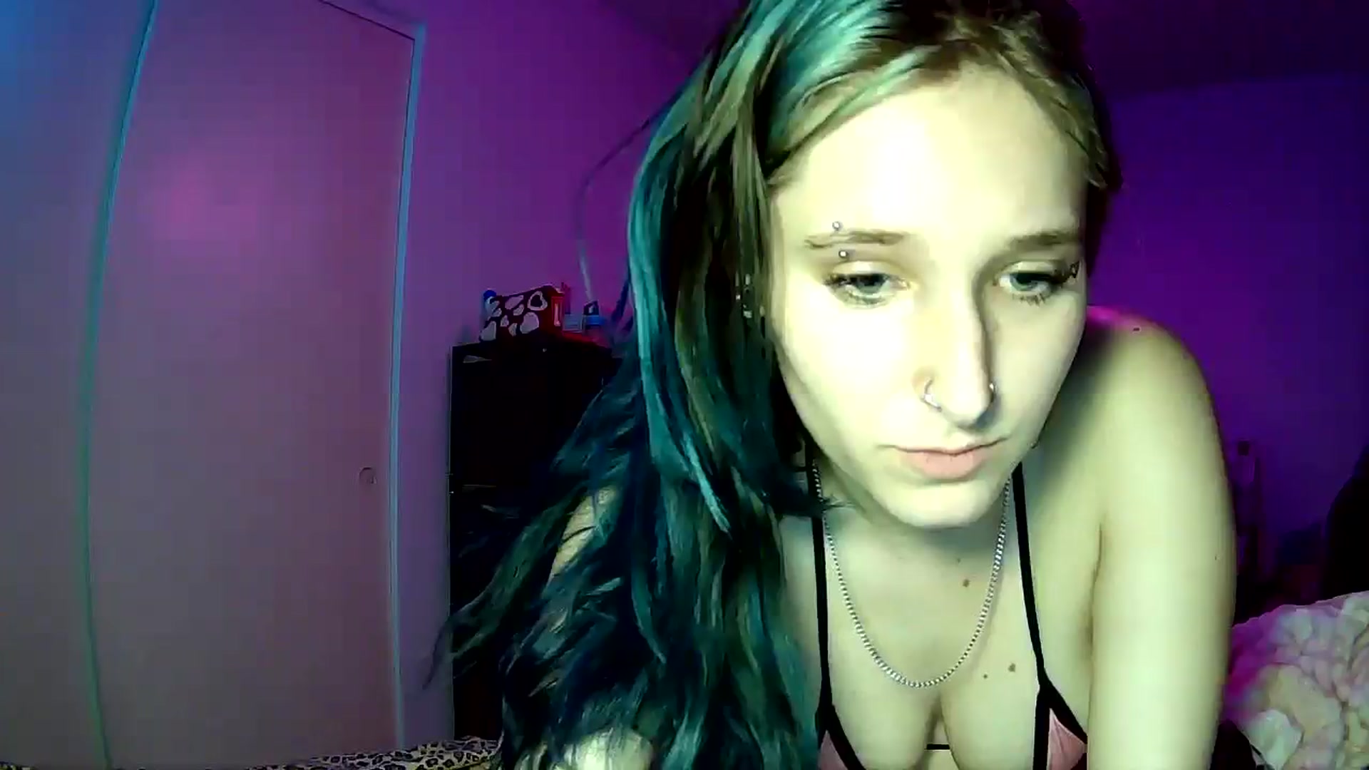 Gallery image thumbnail from Breeezybabi3's myfreecams stream on, 02/15/2026, 04:08 image 17 of 20