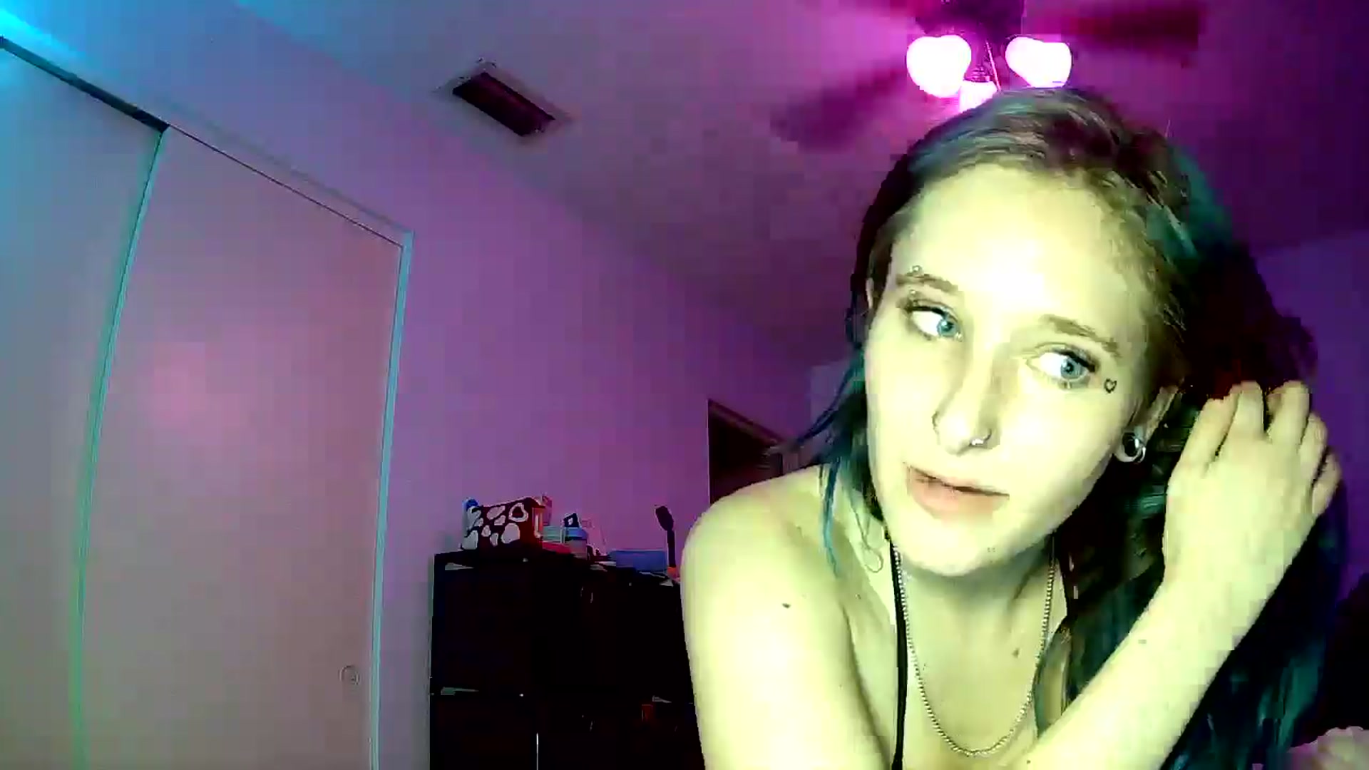Gallery image thumbnail from Breeezybabi3's myfreecams stream on, 02/15/2026, 04:08 image 5 of 20