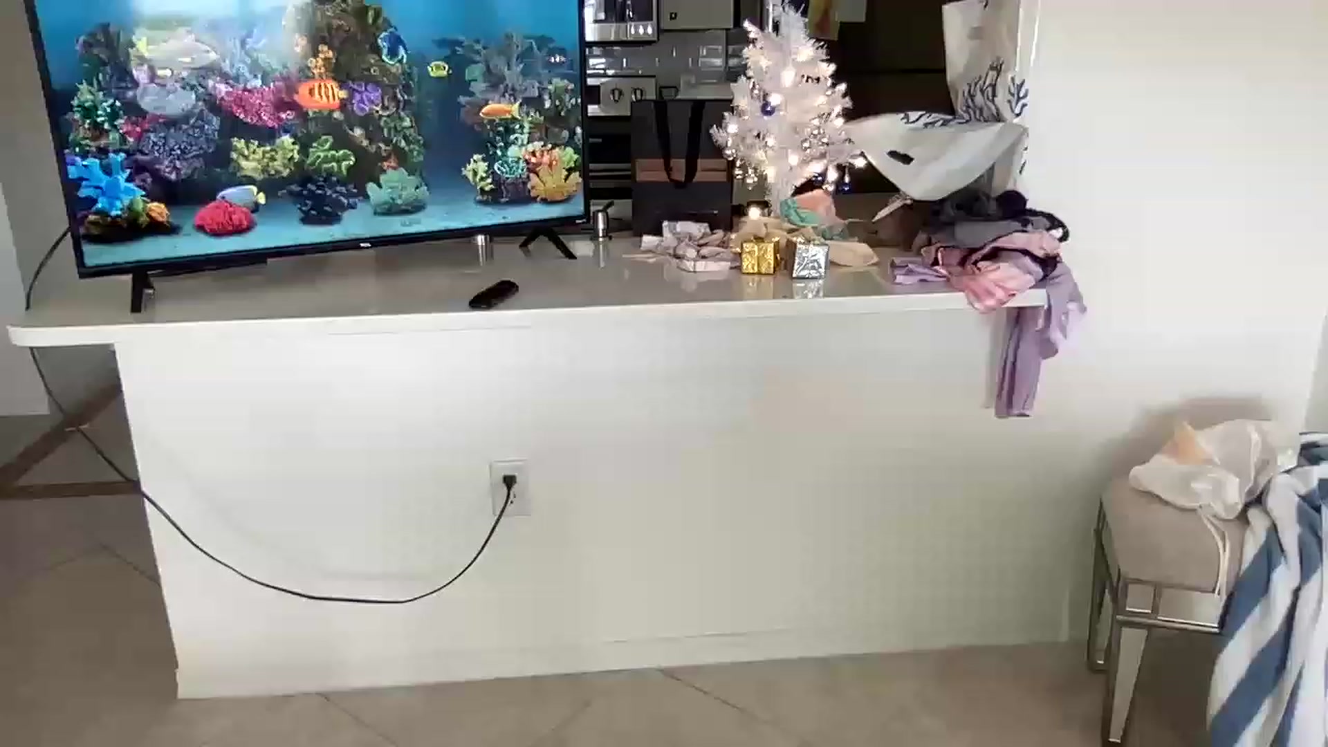 Gallery image thumbnail from Brees_ROOM's myfreecams stream on, 12/24/2022, 18:35 image 19 of 20