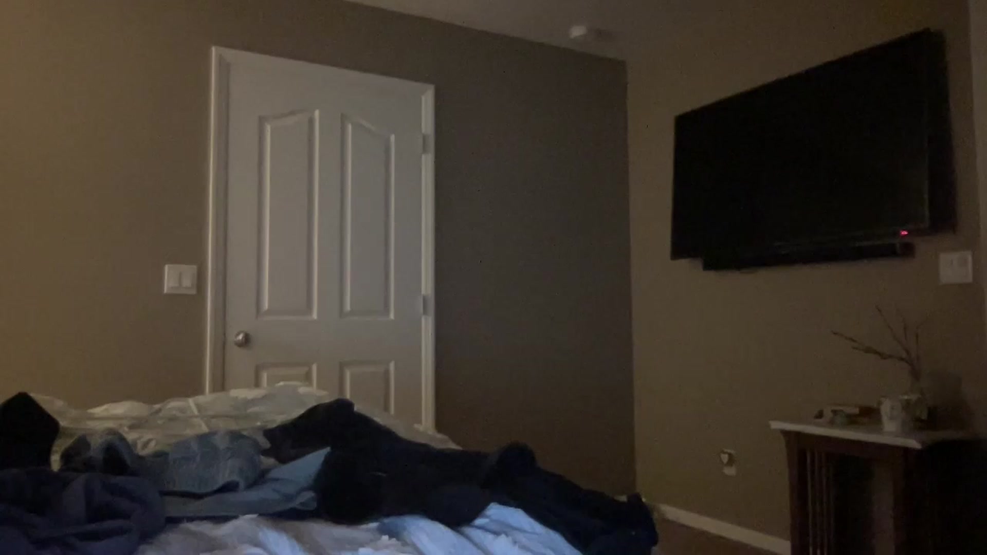 Gallery image thumbnail from Brees_ROOM's myfreecams stream on, 03/08/2023, 12:27 image 1 of 20