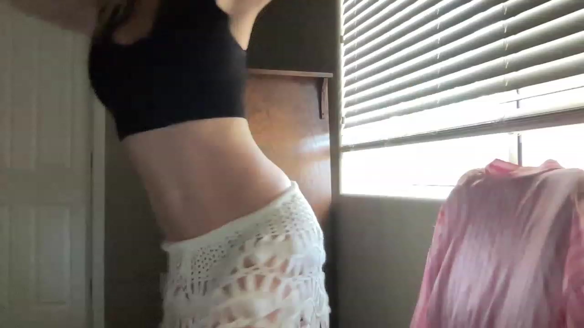 Gallery image thumbnail from Brees_ROOM's myfreecams stream on, 03/08/2023, 17:59 image 2 of 20