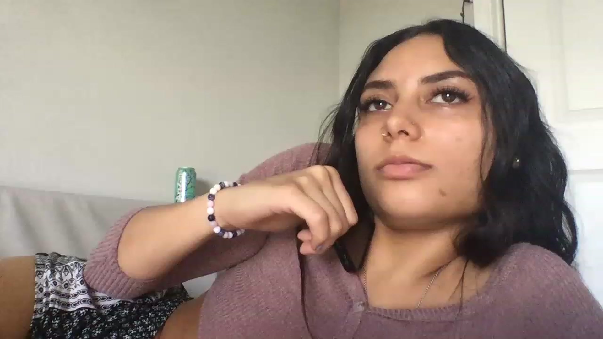 Gallery image thumbnail from Breezy6908's myfreecams stream on, 05/16/2023, 17:03 image 14 of 20