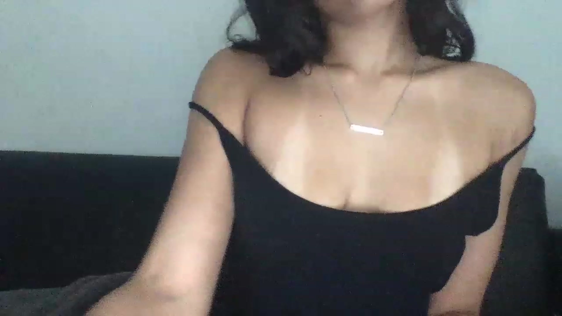 Gallery image thumbnail from Breezy6908's myfreecams stream on, 05/18/2023, 18:40 image 3 of 20