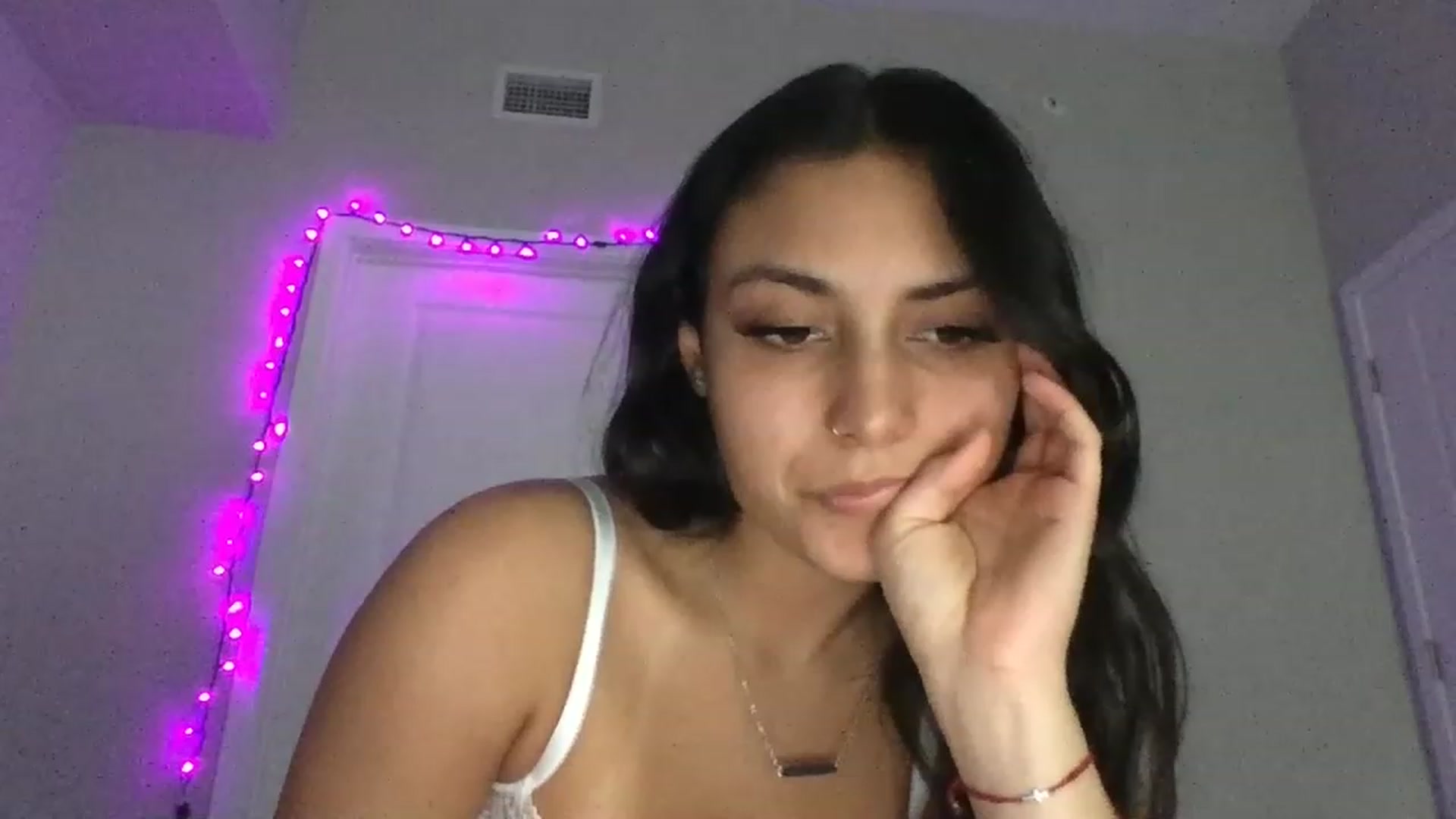 Gallery image thumbnail from Breezy6908's myfreecams stream on, 05/23/2023, 21:08 image 9 of 20