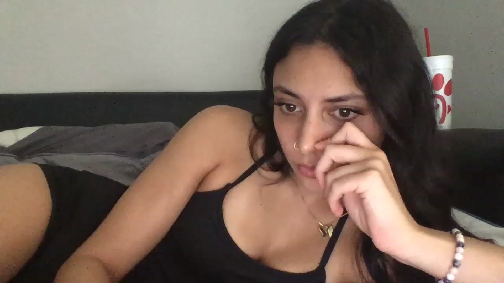 Gallery image thumbnail from Breezy6908's myfreecams stream on, 06/07/2023, 23:34 image 14 of 20