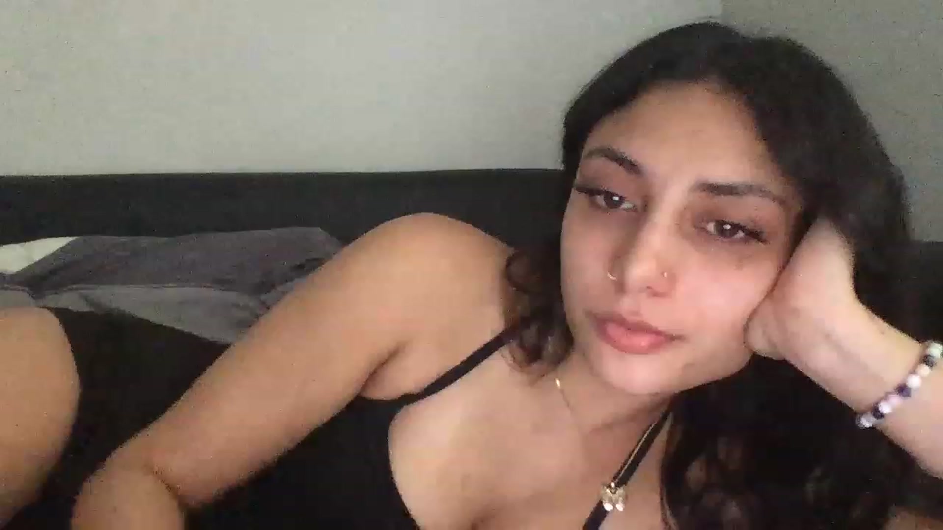 Gallery image thumbnail from Breezy6908's myfreecams stream on, 06/07/2023, 23:34 image 17 of 20