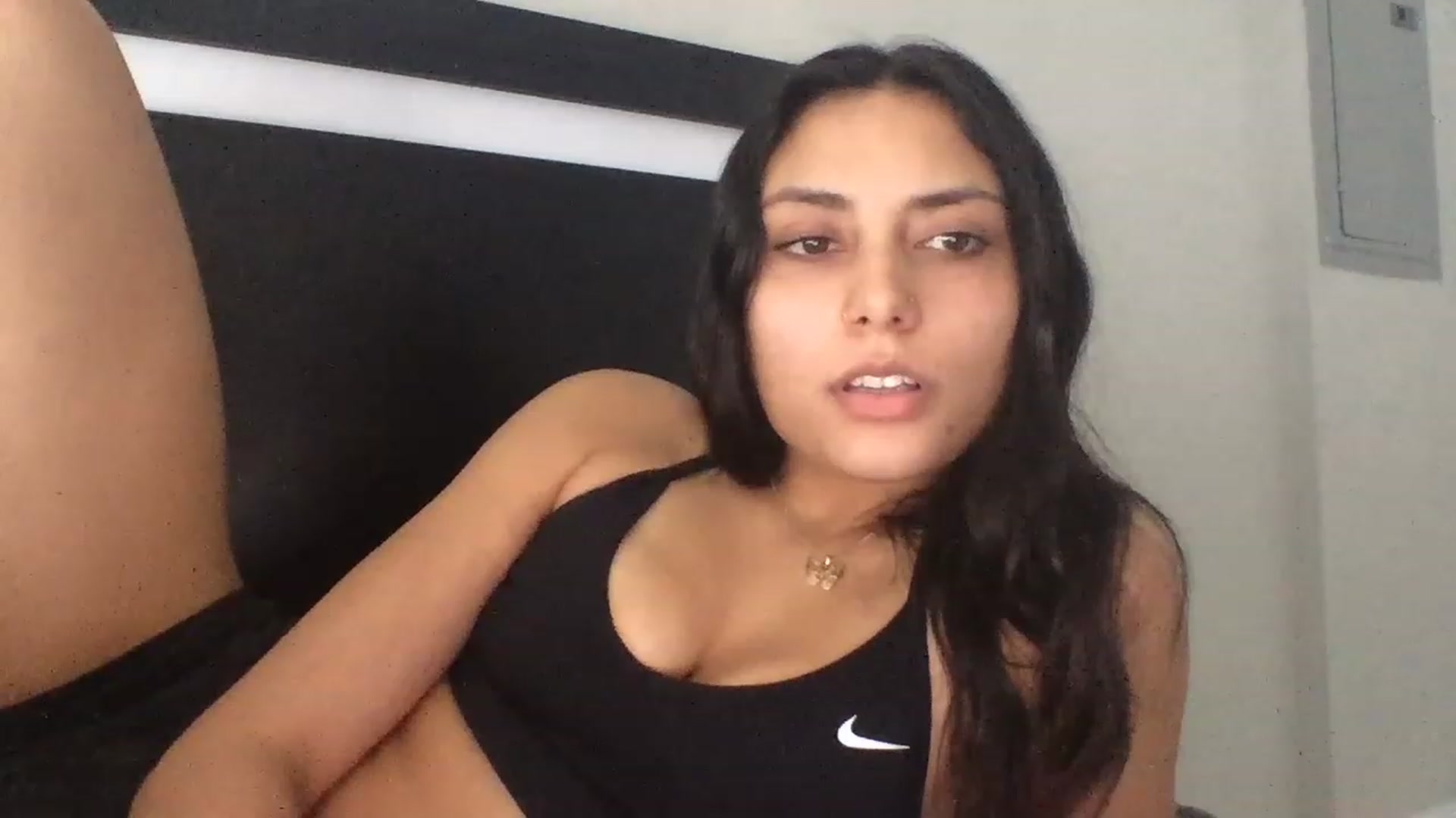 Gallery image thumbnail from Breezy6908's myfreecams stream on, 06/11/2023, 18:44 image 6 of 20
