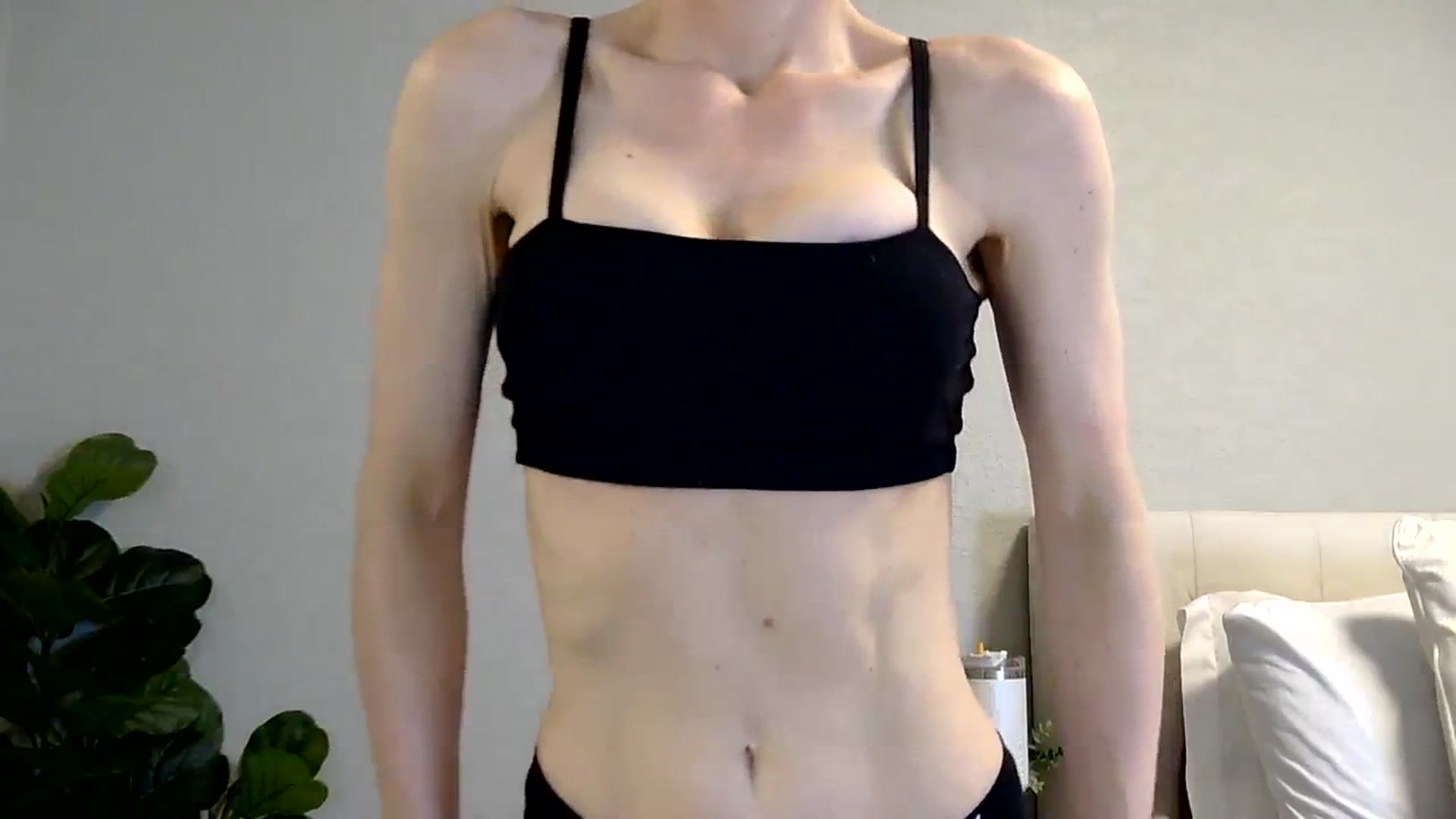 Gallery image thumbnail from BreezyBBY's myfreecams stream on, 01/02/2024, 24:34 image 16 of 20