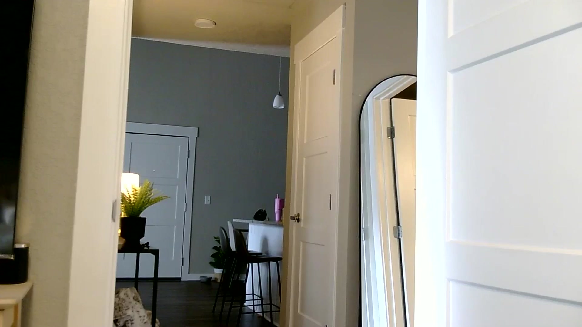 Gallery image thumbnail from BreezyBBY's myfreecams stream on, 02/16/2025, 17:37 image 18 of 20