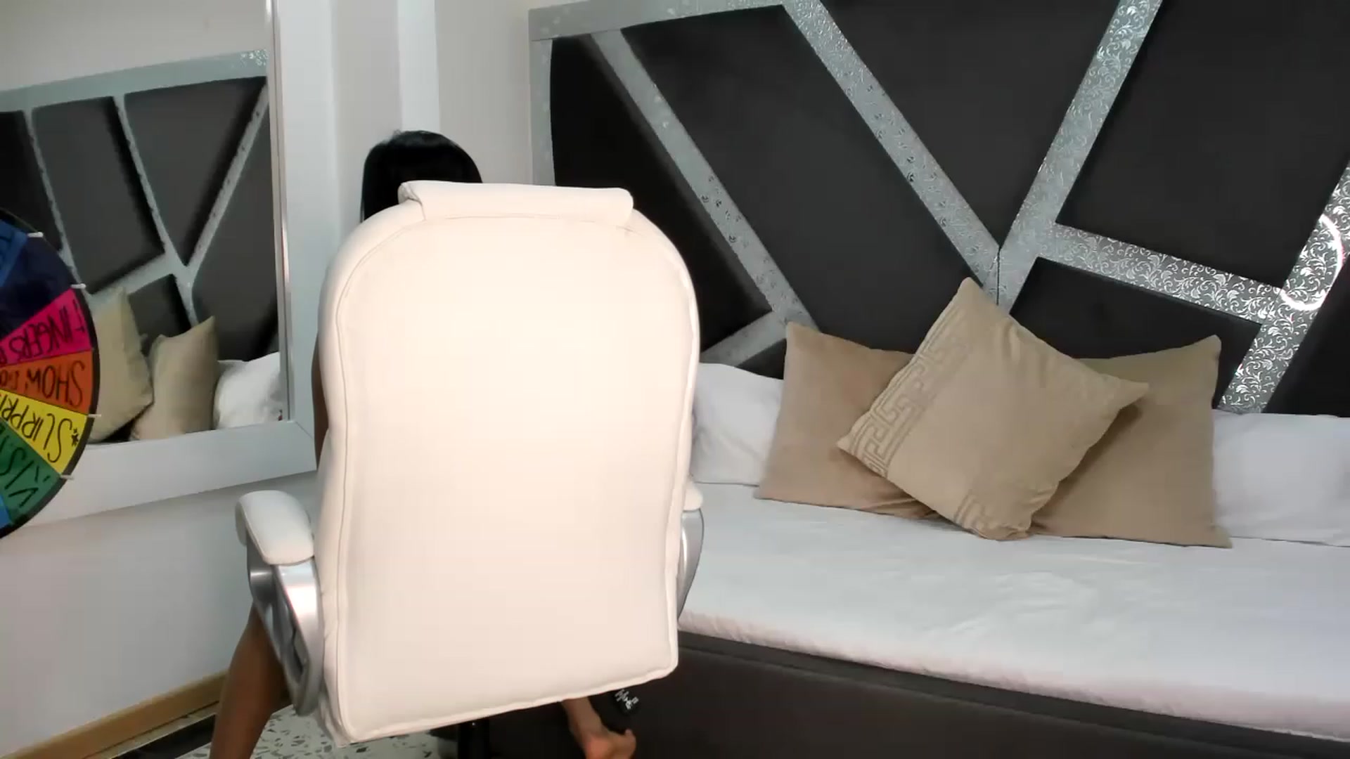 Gallery image thumbnail from BrendaBuiles's myfreecams stream on, 11/22/2022, 22:39 image 8 of 20