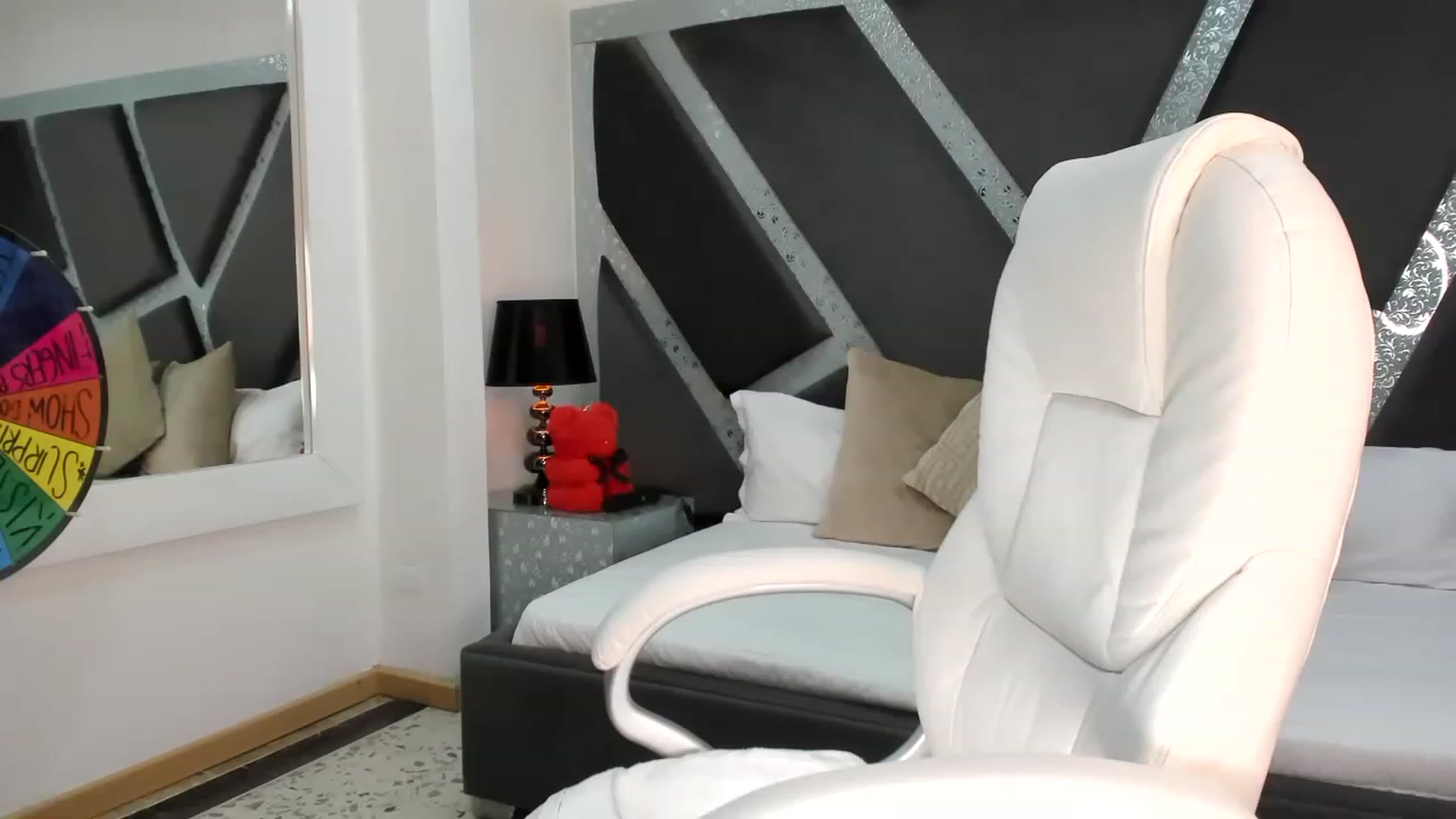 Gallery image thumbnail from BrendaBuiles's myfreecams stream on, 11/22/2022, 22:39 image 18 of 20