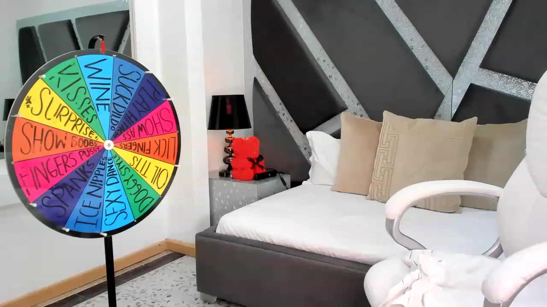 Gallery image thumbnail from BrendaBuiles's myfreecams stream on, 11/24/2022, 03:14 image 7 of 20