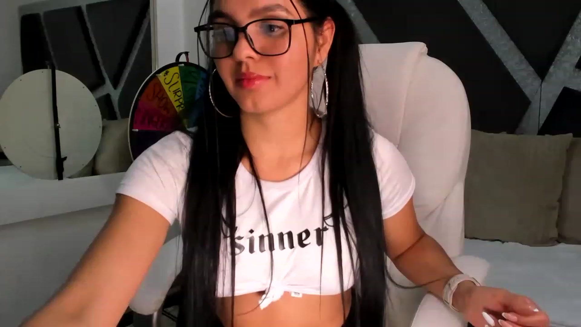 Gallery image thumbnail from BrendaBuiles's myfreecams stream on, 12/02/2022, 02:25 image 14 of 20