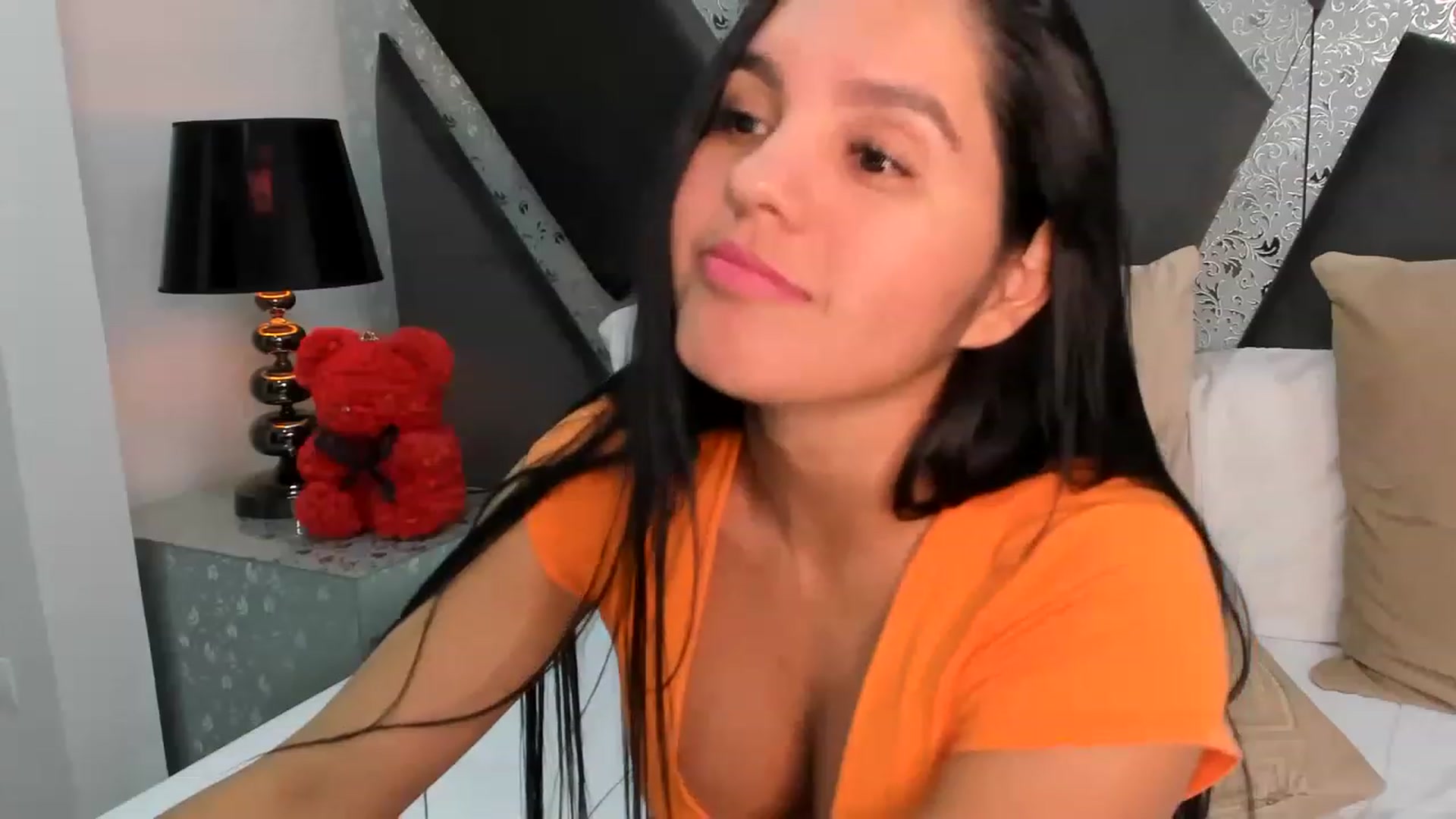 Gallery image thumbnail from BrendaBuiles's myfreecams stream on, 12/16/2022, 04:41 image 20 of 20