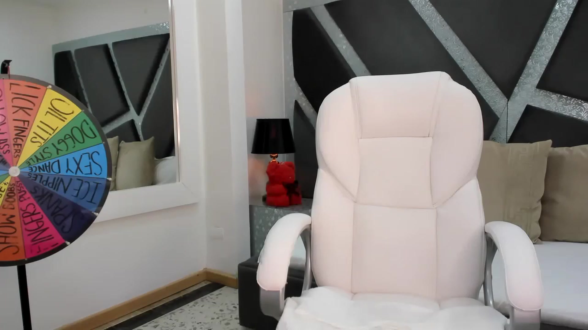 Gallery image thumbnail from BrendaBuiles's myfreecams stream on, 01/12/2023, 21:58 image 7 of 20