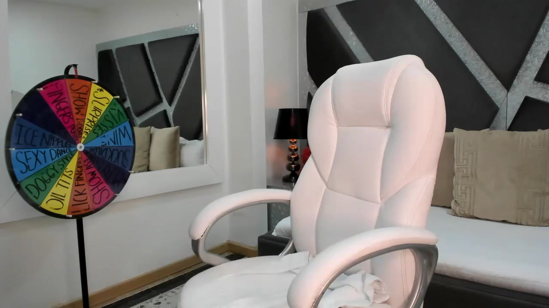 Gallery image thumbnail from BrendaBuiles's myfreecams stream on, 01/20/2023, 23:51 image 13 of 20