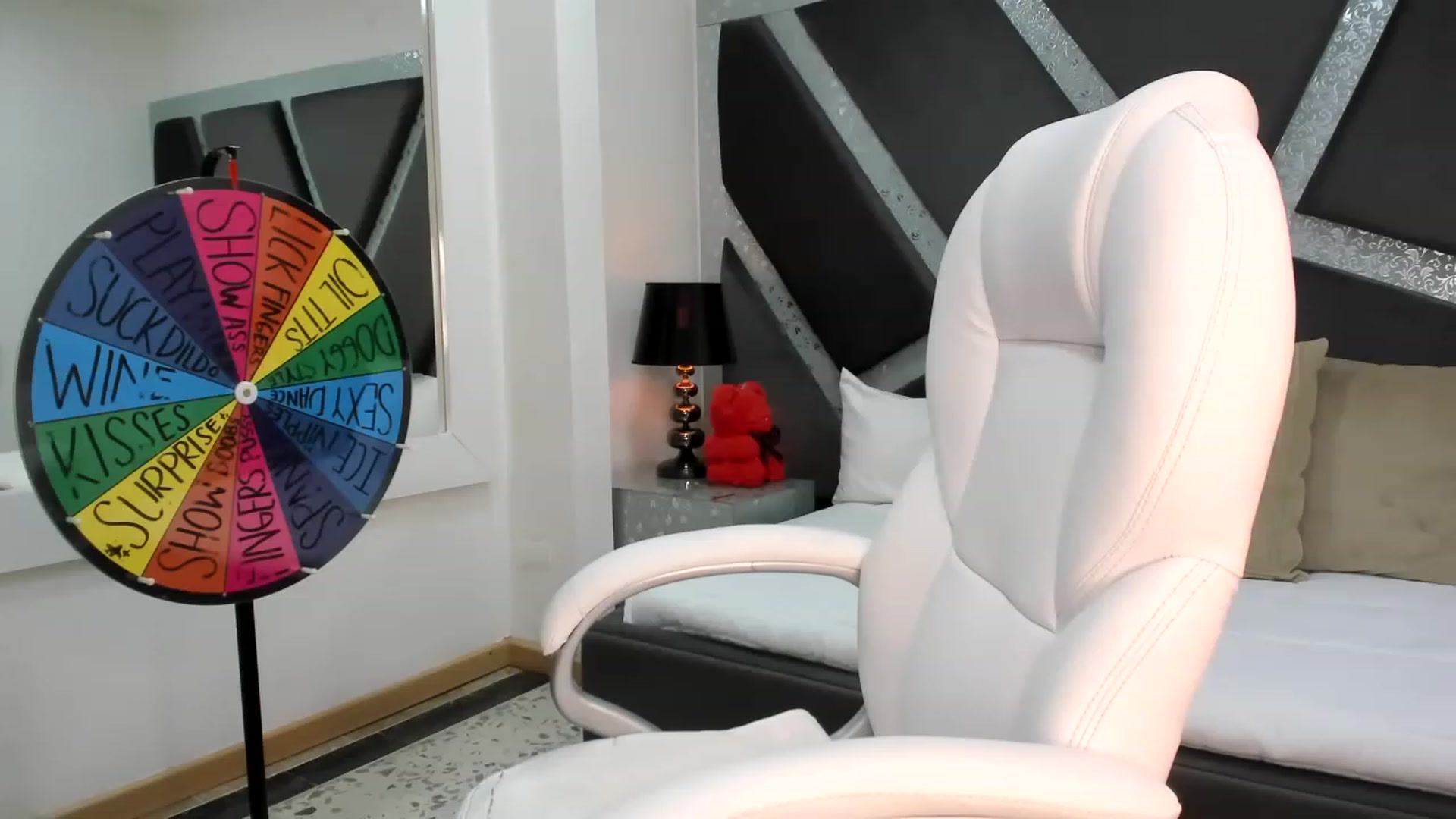 Gallery image thumbnail from BrendaBuiles's myfreecams stream on, 02/03/2023, 24:41 image 8 of 20