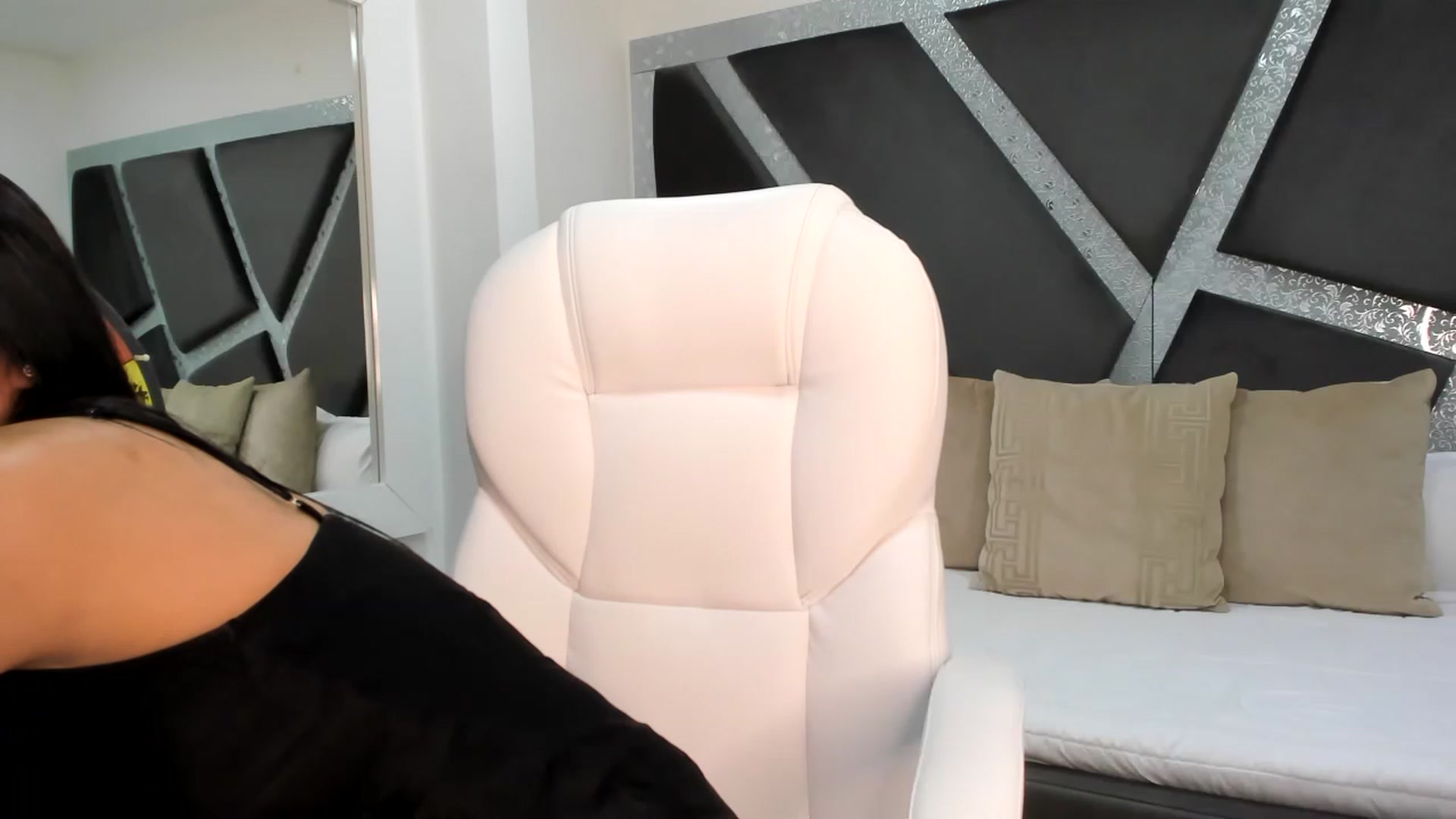 Gallery image thumbnail from BrendaBuiles's myfreecams stream on, 03/06/2023, 23:48 image 20 of 20