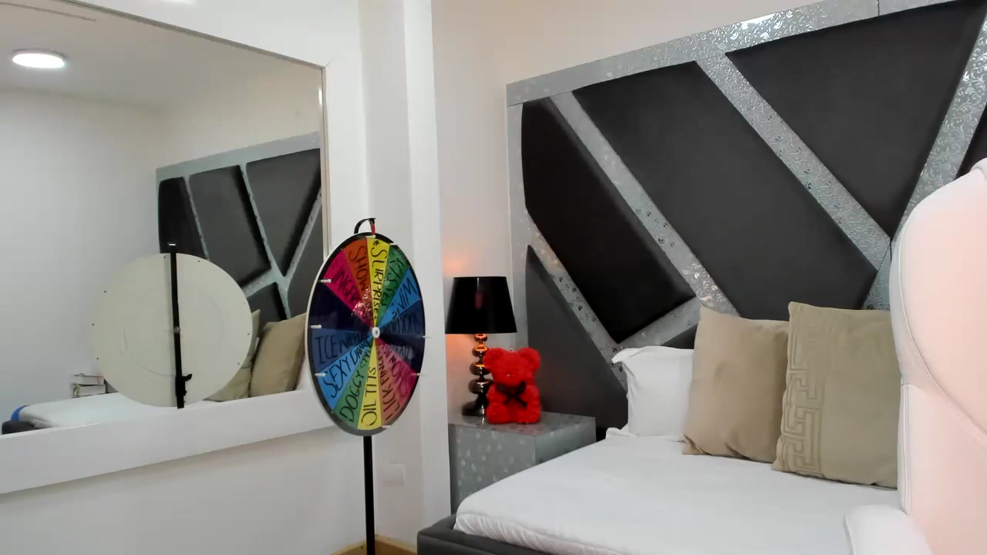 Gallery image thumbnail from BrendaBuiles's myfreecams stream on, 03/11/2023, 01:00 image 12 of 20