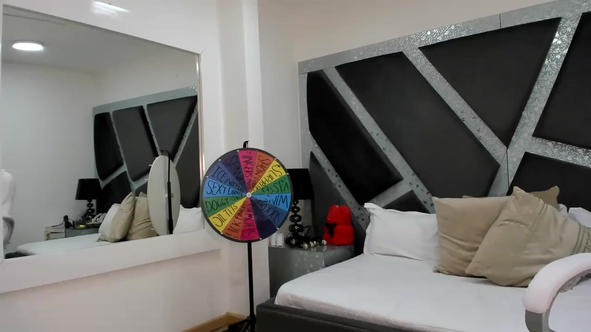 Gallery image thumbnail from BrendaBuiles's myfreecams stream on, 04/29/2023, 23:35 image 10 of 20