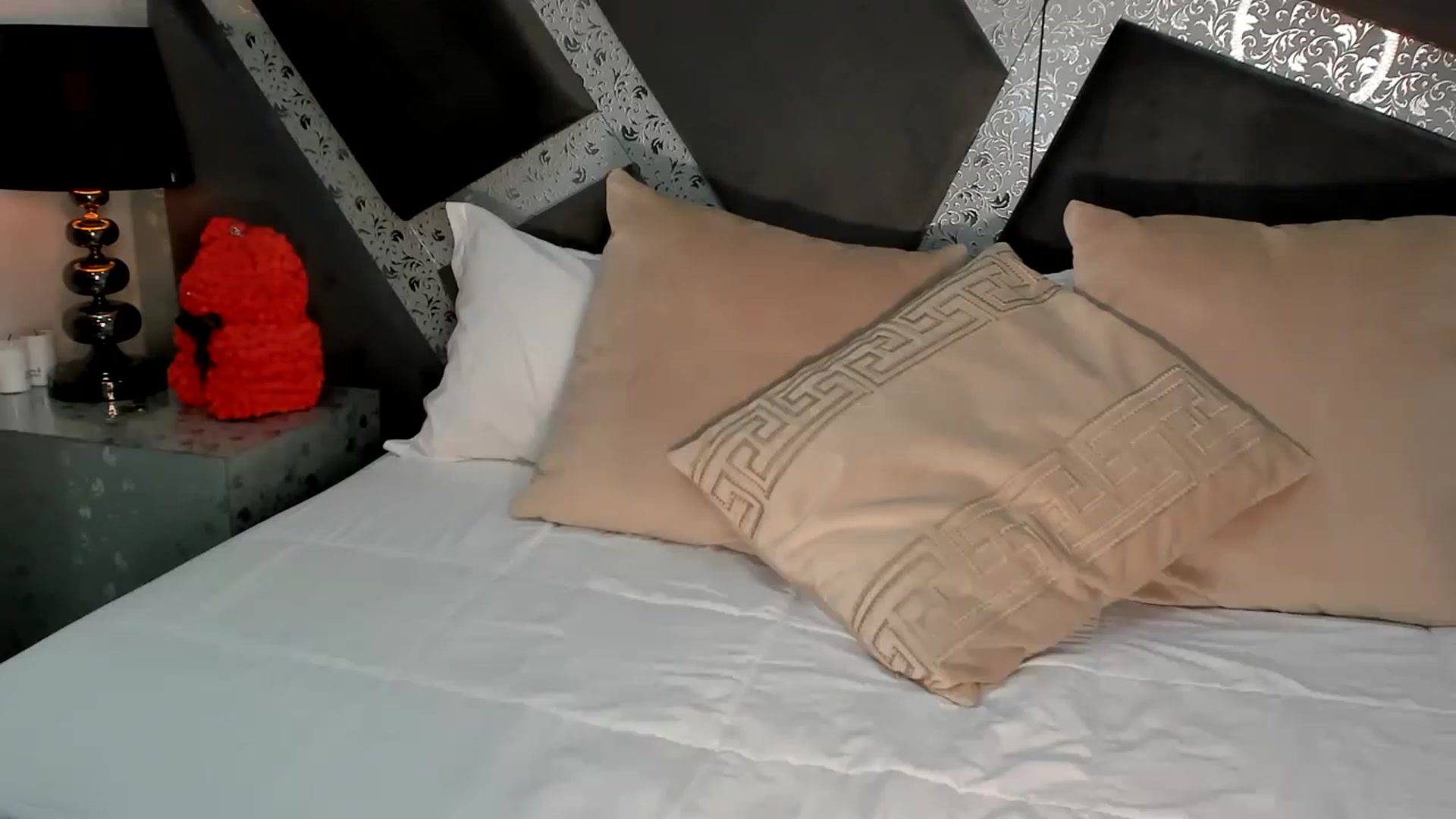 Gallery image thumbnail from BrendaBuiles's myfreecams stream on, 07/04/2023, 01:49 image 15 of 20