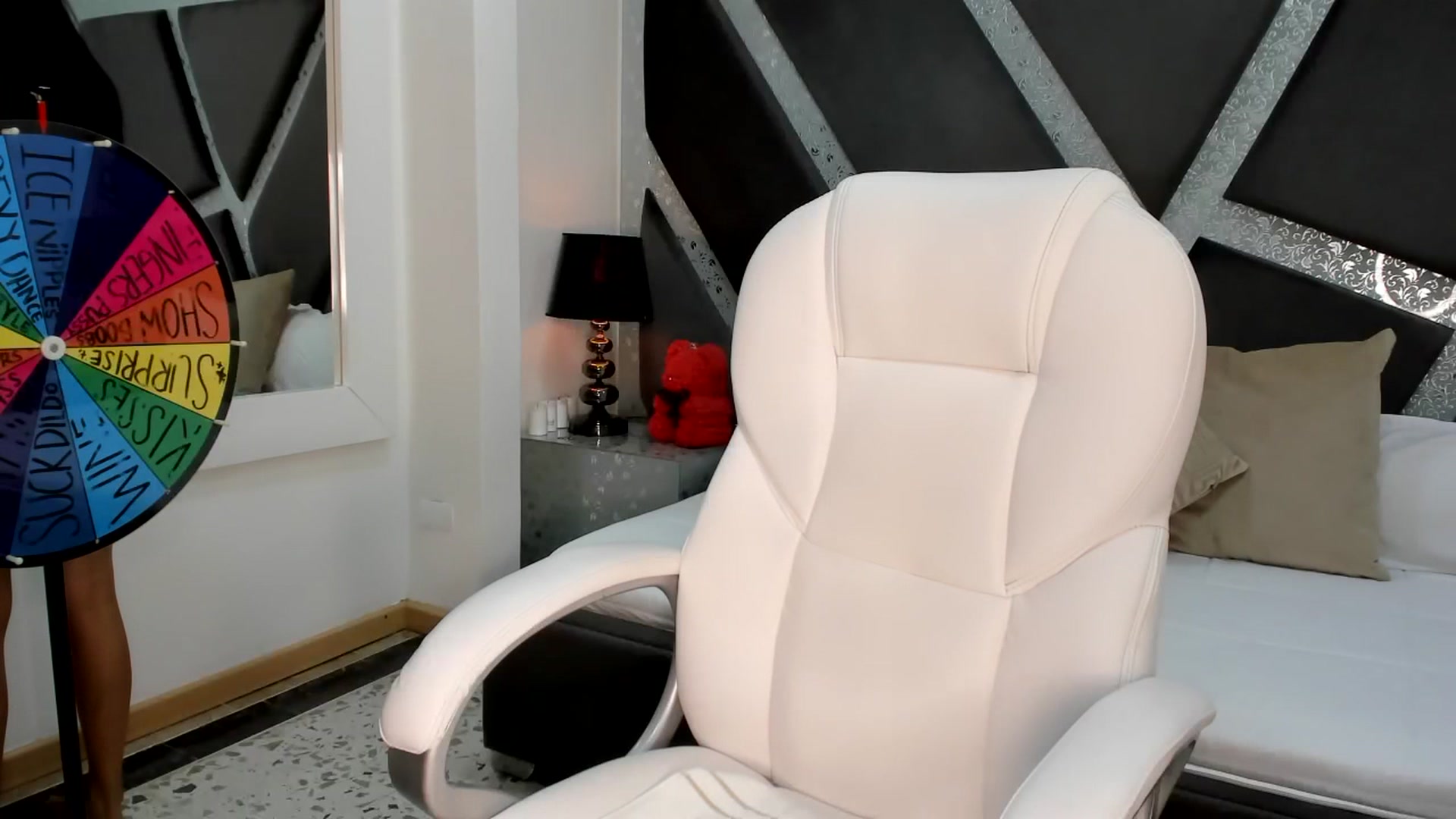Gallery image thumbnail from BrendaBuiles's myfreecams stream on, 07/13/2023, 19:09 image 7 of 20