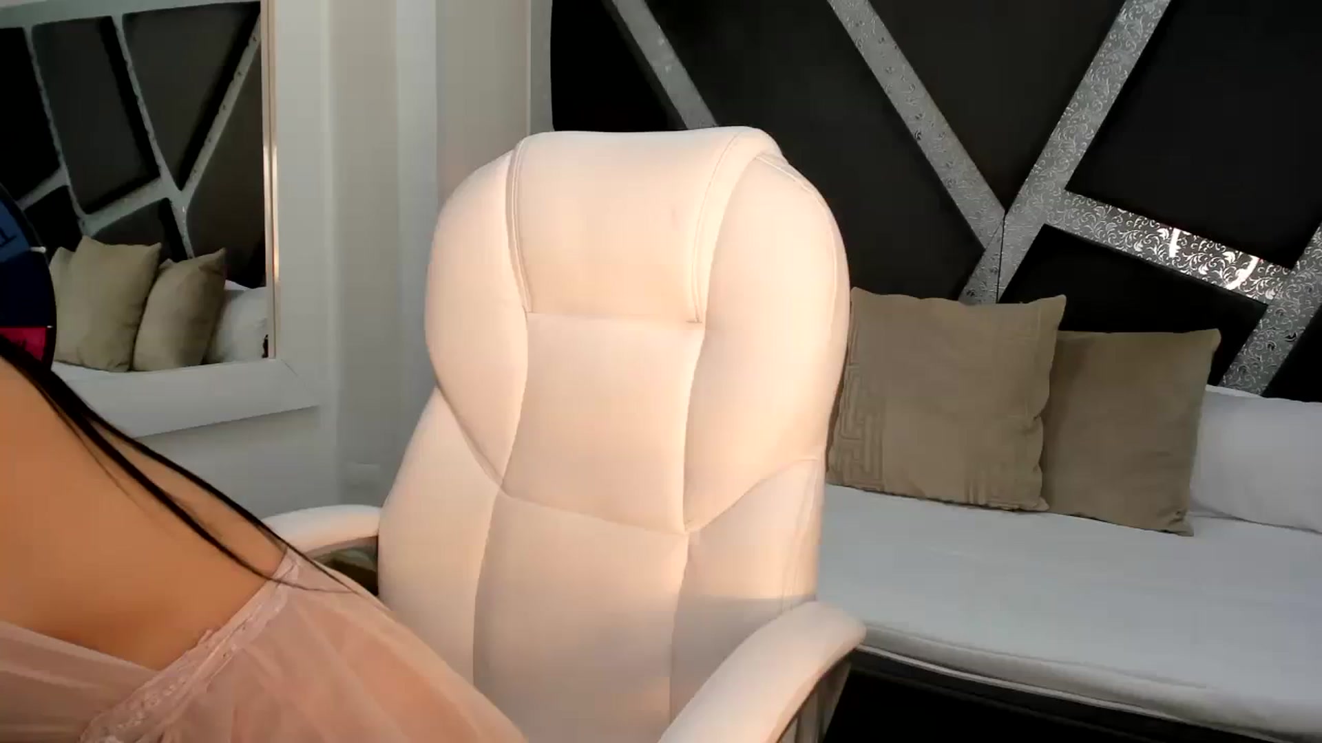 Gallery image thumbnail from BrendaBuiles's myfreecams stream on, 07/26/2023, 01:42 image 15 of 20
