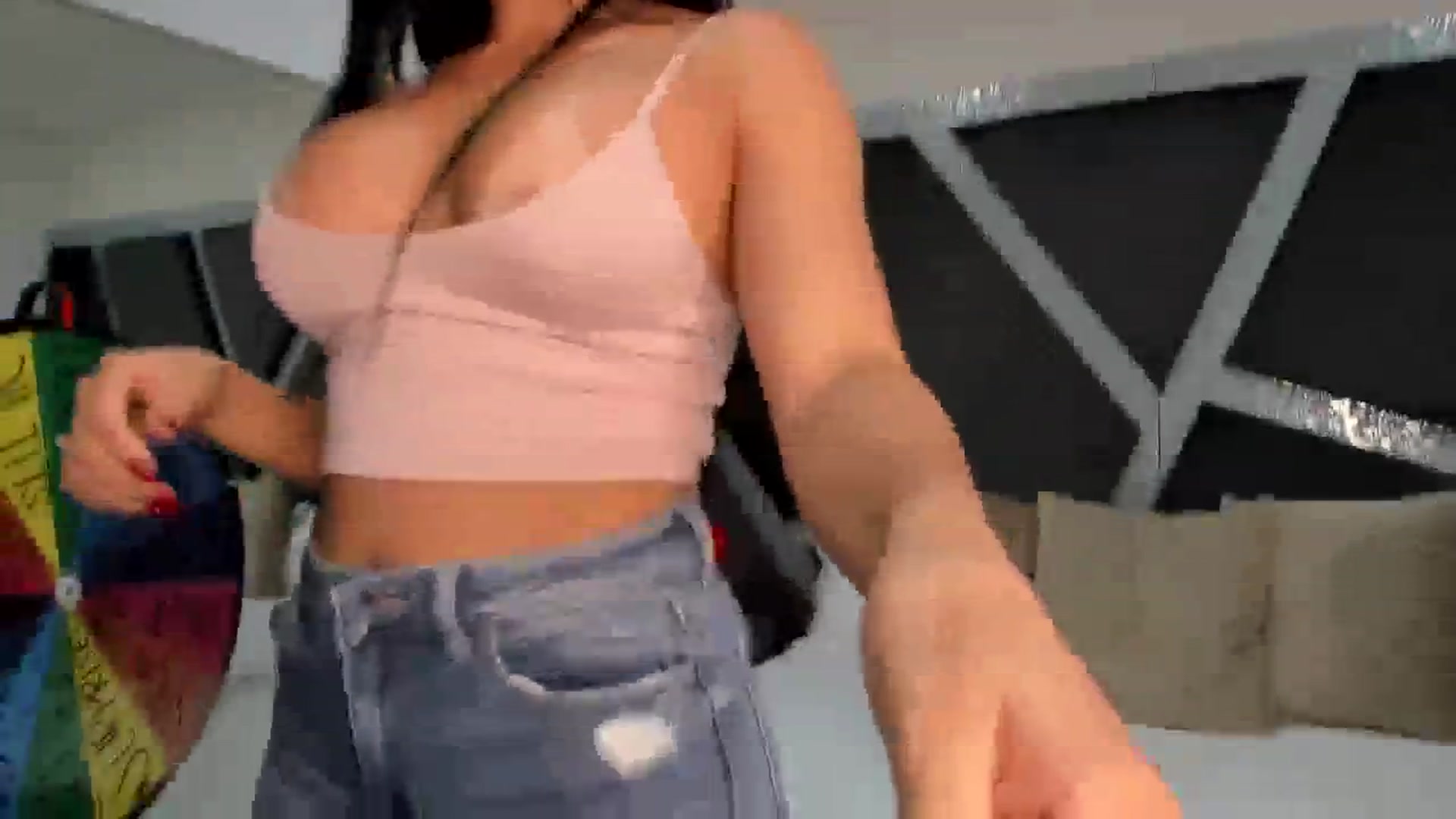 Gallery image thumbnail from BrendaBuiles's myfreecams stream on, 08/04/2023, 24:43 image 17 of 20