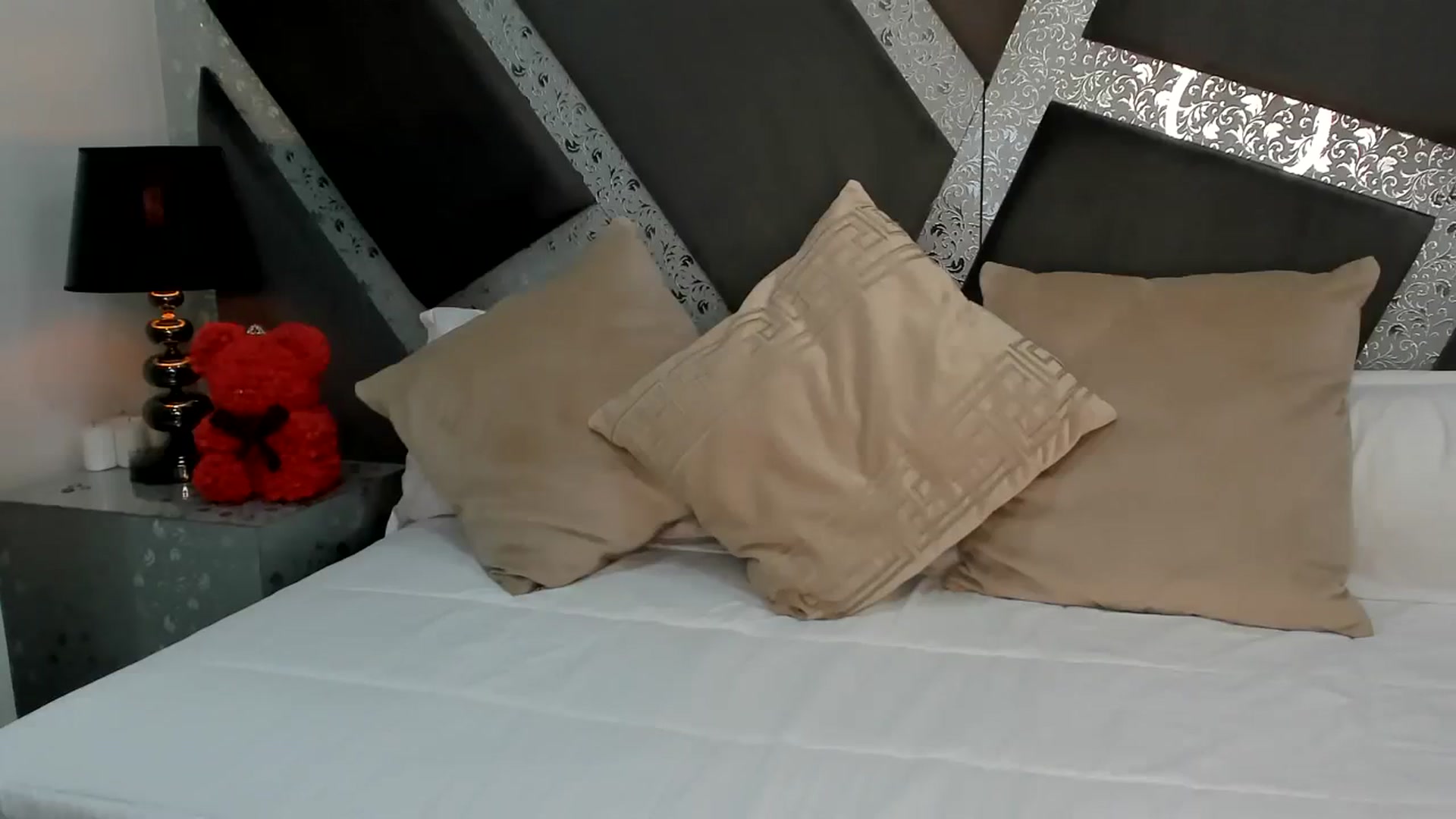 Gallery image thumbnail from BrendaBuiles's myfreecams stream on, 08/10/2023, 02:21 image 20 of 20