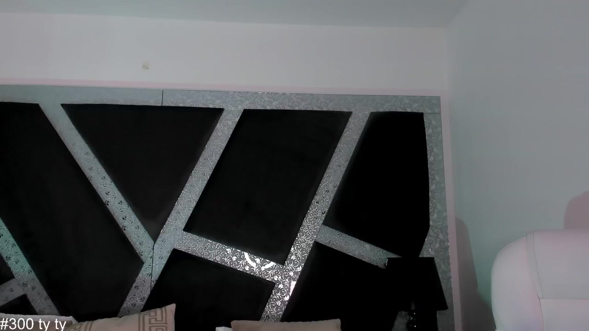 Gallery image thumbnail from BrendaBuiles's myfreecams stream on, 06/02/2024, 24:00 image 2 of 20