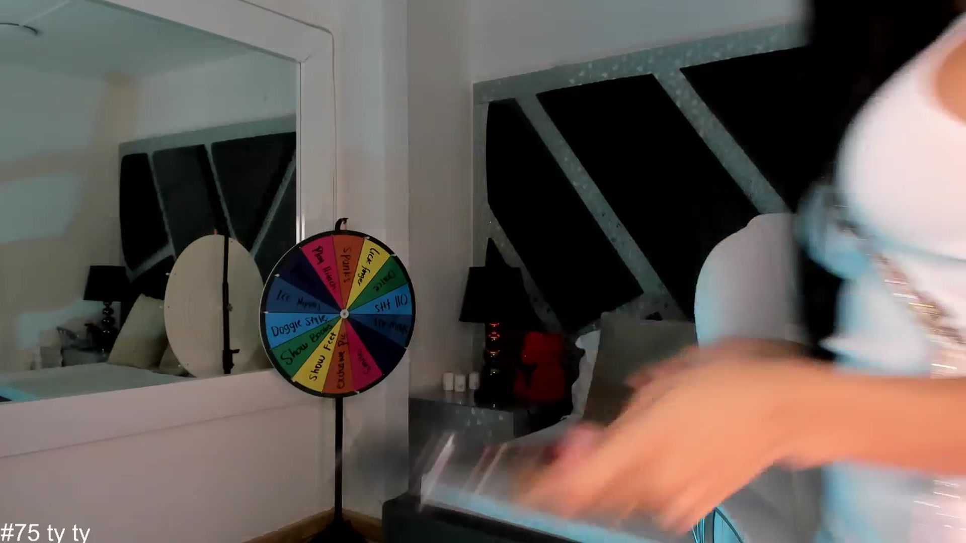 Gallery image thumbnail from BrendaBuiles's myfreecams stream on, 06/07/2024, 24:55 image 7 of 20