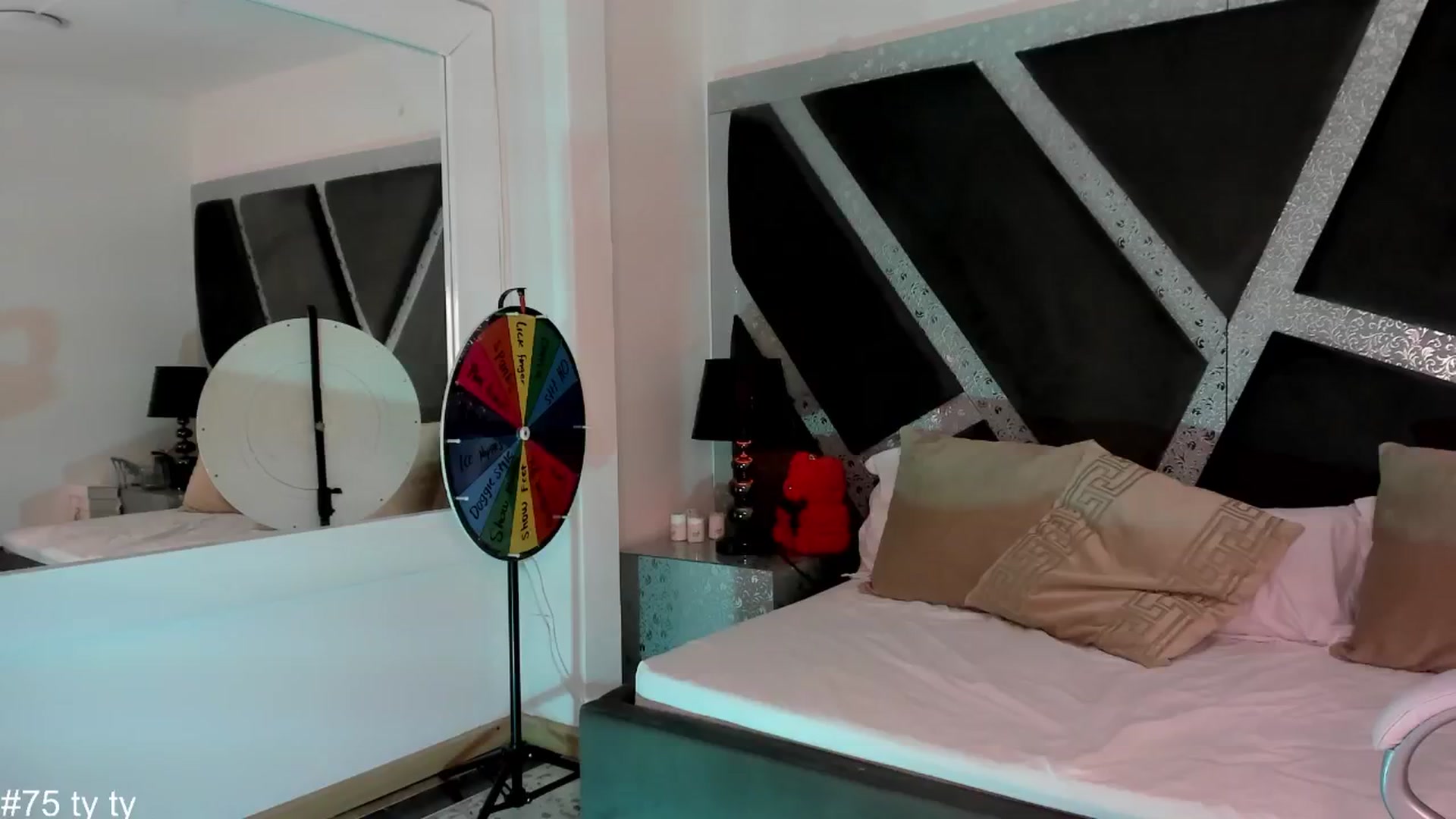 Gallery image thumbnail from BrendaBuiles's myfreecams stream on, 06/08/2024, 24:01 image 2 of 20