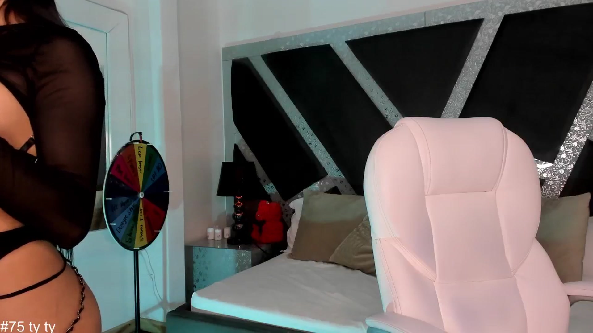 Gallery image thumbnail from BrendaBuiles's myfreecams stream on, 06/08/2024, 02:17 image 8 of 20