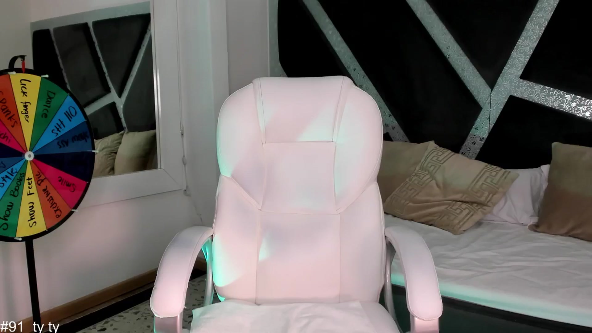 Gallery image thumbnail from BrendaBuiles's myfreecams stream on, 06/10/2024, 18:34 image 10 of 20