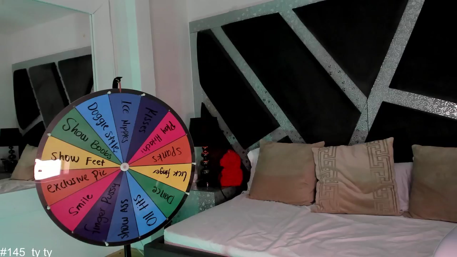 Gallery image thumbnail from BrendaBuiles's myfreecams stream on, 06/22/2024, 03:00 image 4 of 20