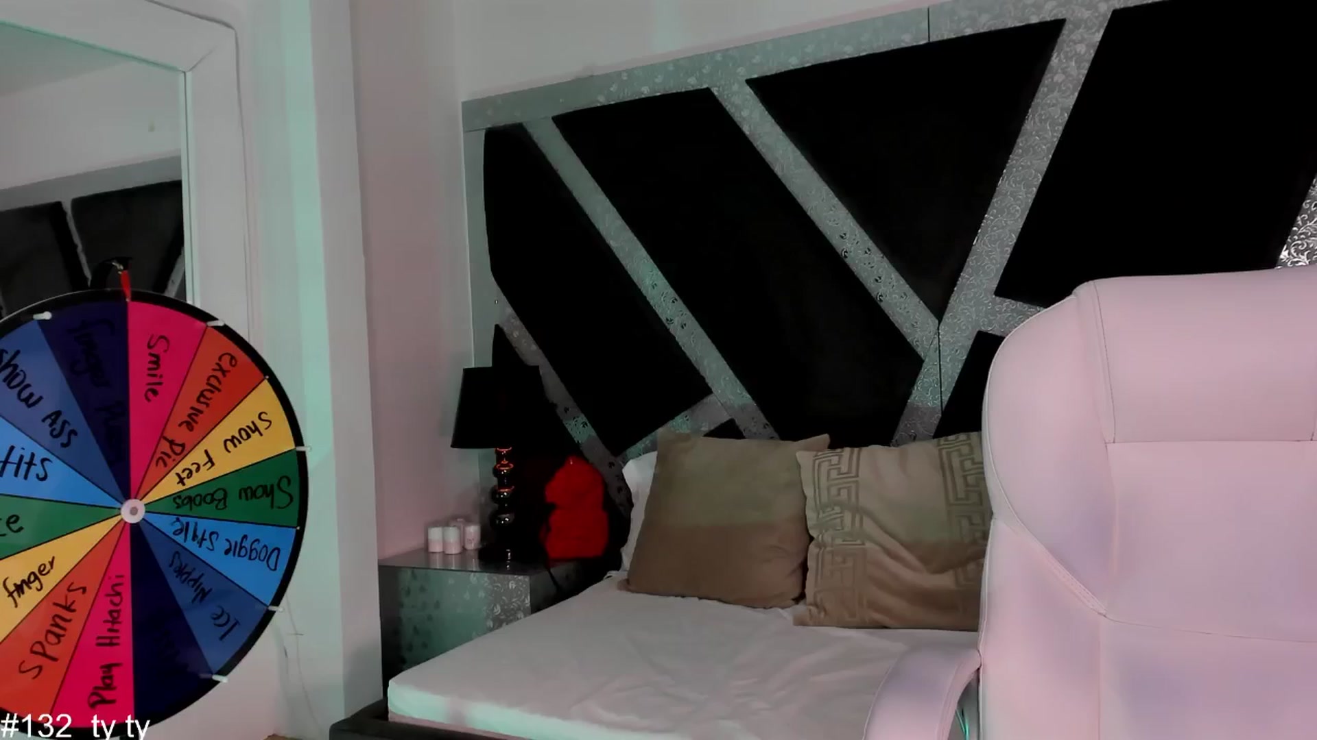 Gallery image thumbnail from BrendaBuiles's myfreecams stream on, 06/22/2024, 03:41 image 11 of 20