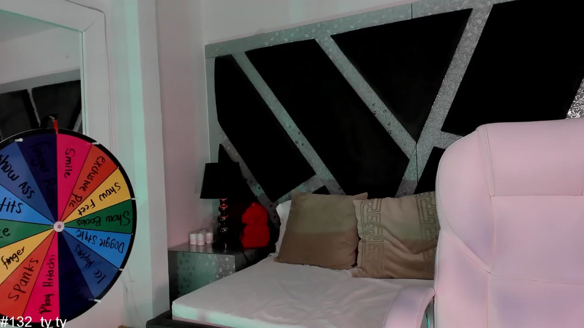 Gallery image thumbnail from BrendaBuiles's myfreecams stream on, 06/22/2024, 03:41 image 12 of 20