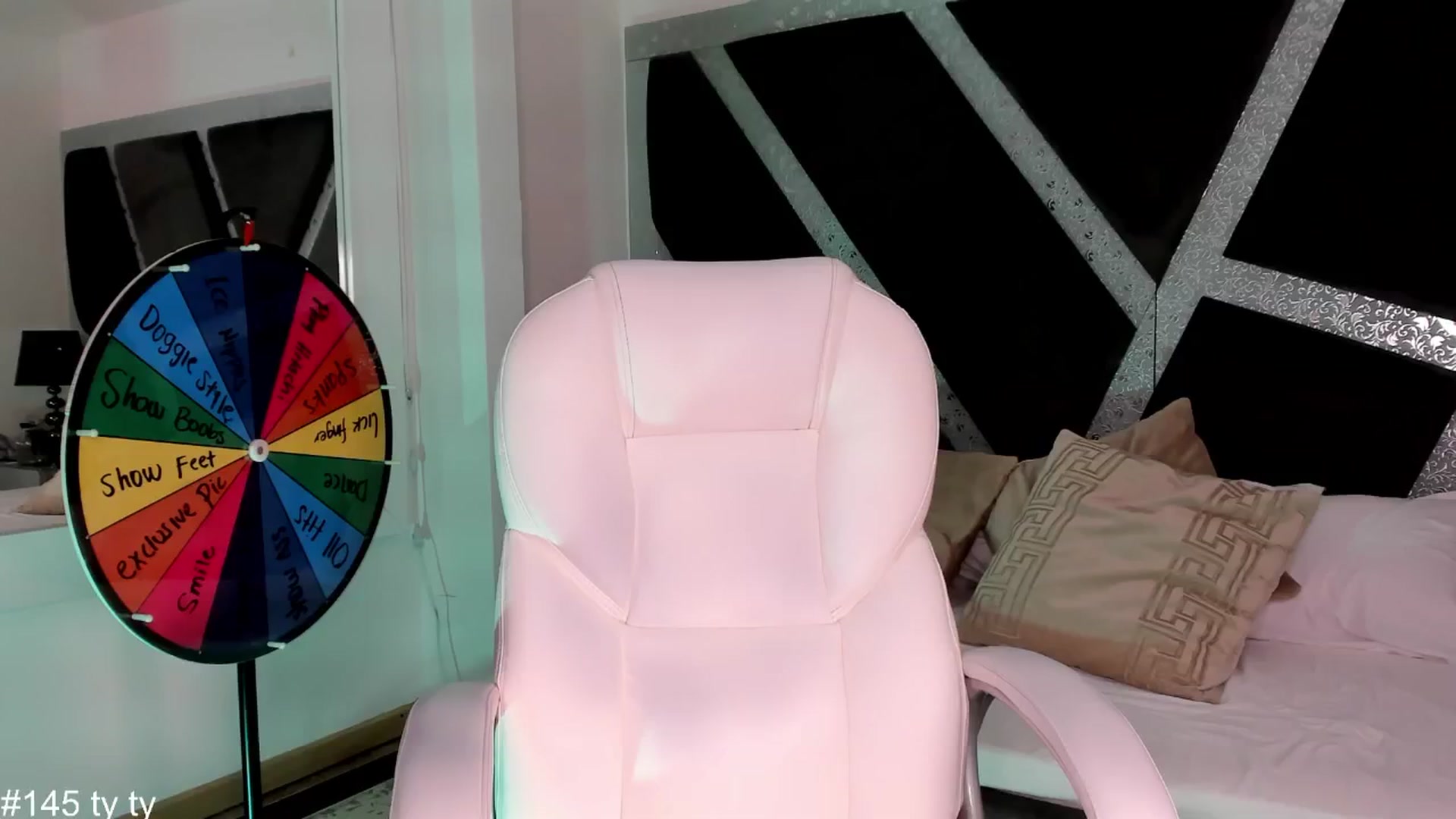 Gallery image thumbnail from BrendaBuiles's myfreecams stream on, 06/25/2024, 01:59 image 20 of 20