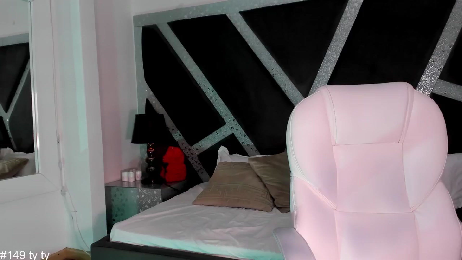 Gallery image thumbnail from BrendaBuiles's myfreecams stream on, 06/27/2024, 01:41 image 14 of 20