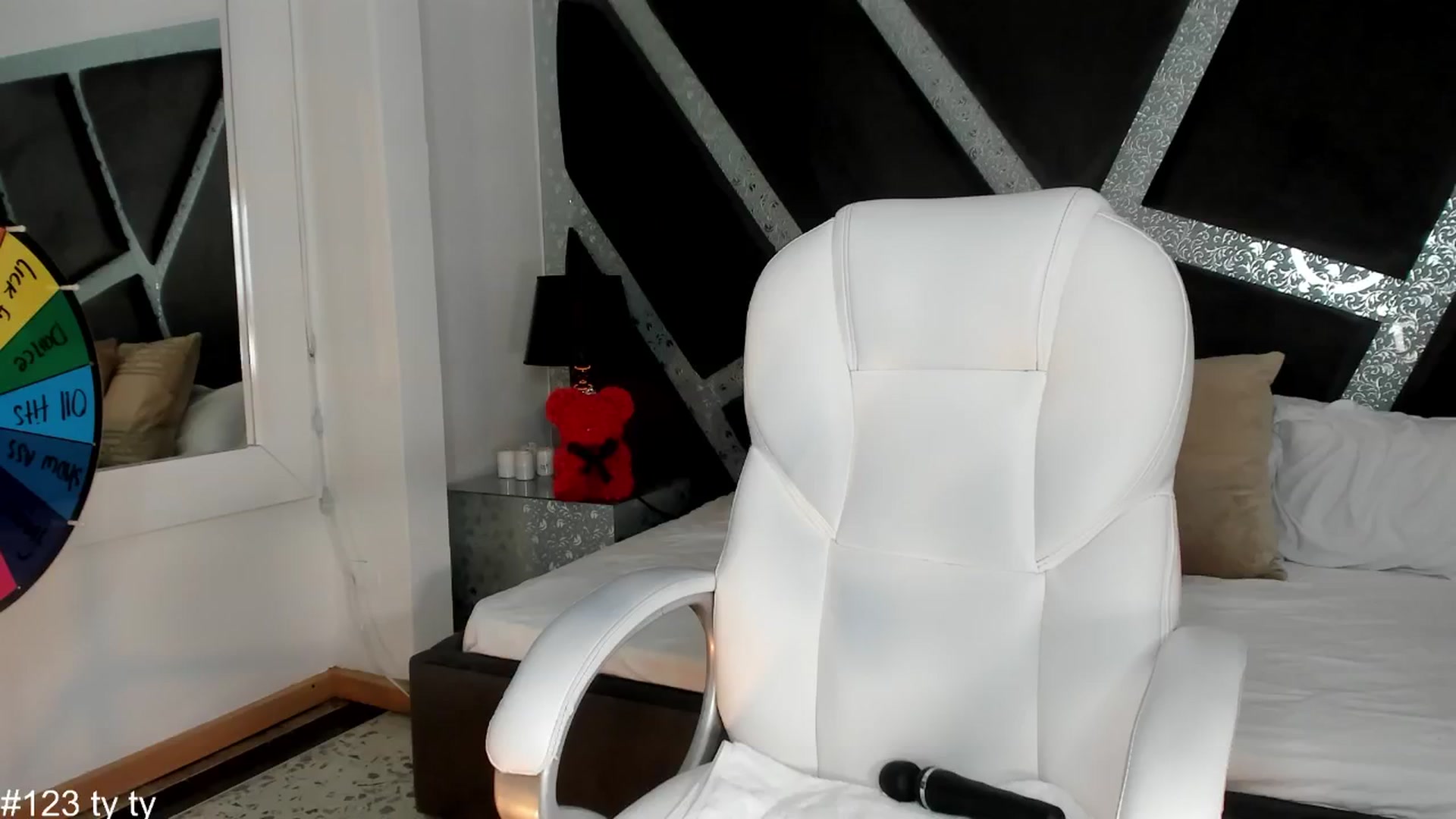 Gallery image thumbnail from BrendaBuiles's myfreecams stream on, 06/28/2024, 04:01 image 2 of 20