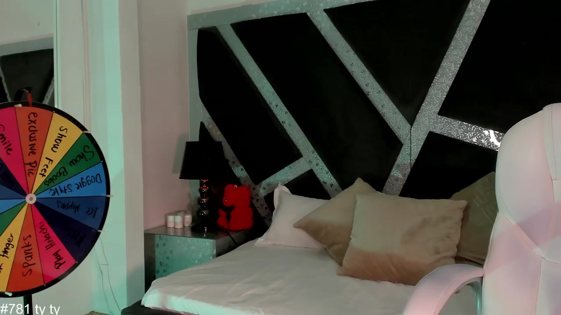 Gallery image thumbnail from BrendaBuiles's myfreecams stream on, 07/03/2024, 24:06 image 13 of 20