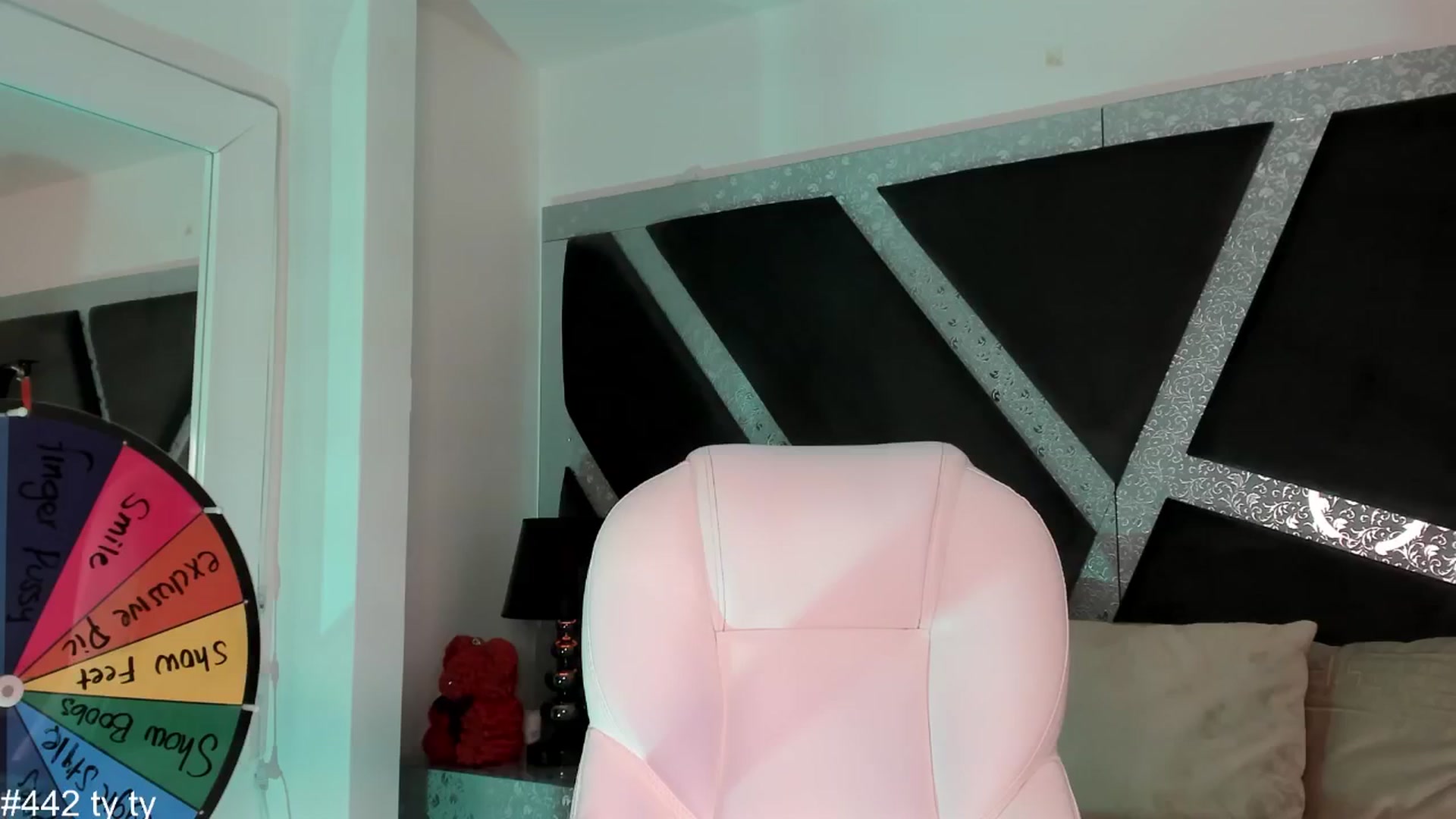 Gallery image thumbnail from BrendaBuiles's myfreecams stream on, 07/05/2024, 24:55 image 1 of 20
