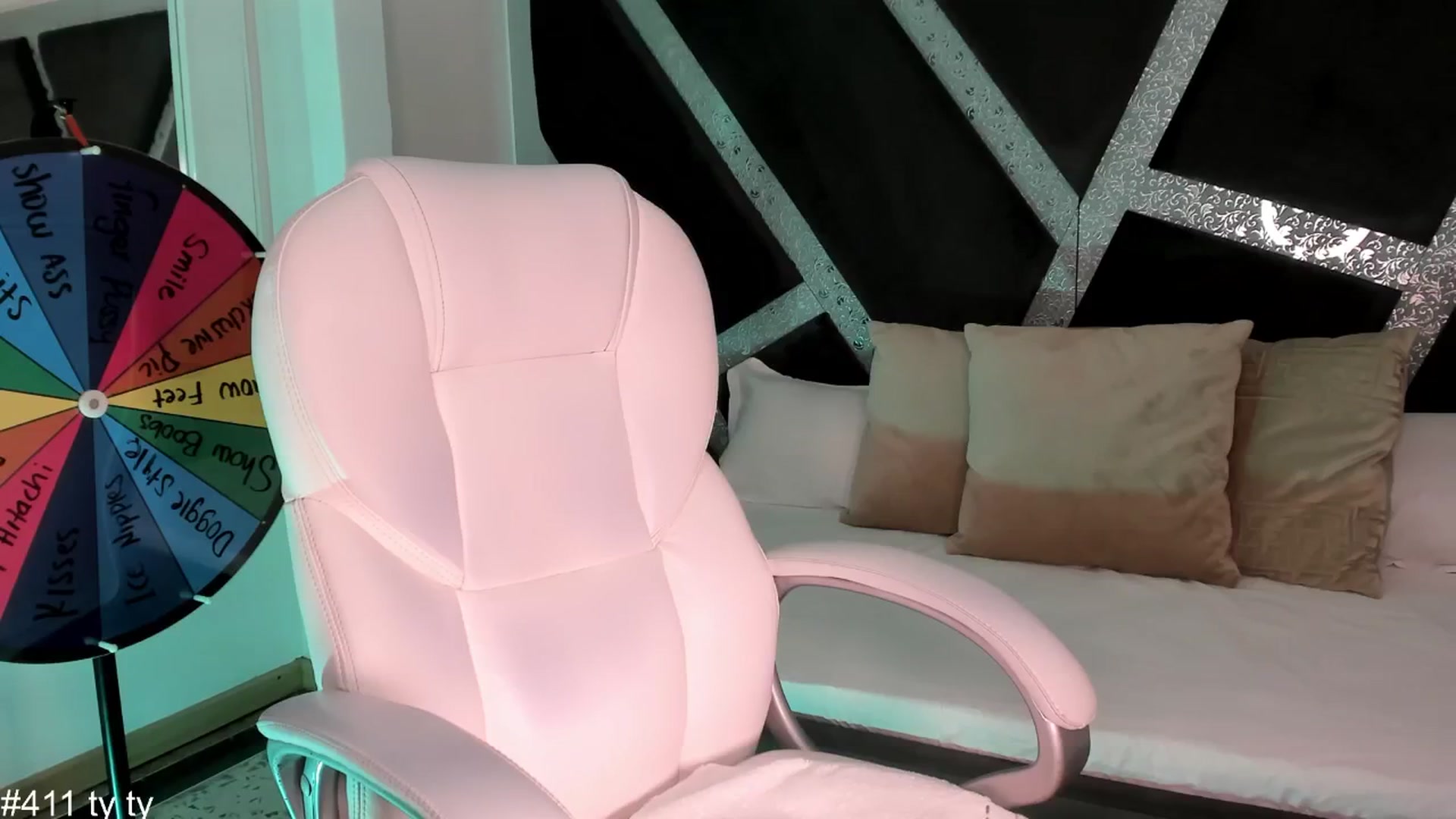 Gallery image thumbnail from BrendaBuiles's myfreecams stream on, 07/05/2024, 24:55 image 8 of 20
