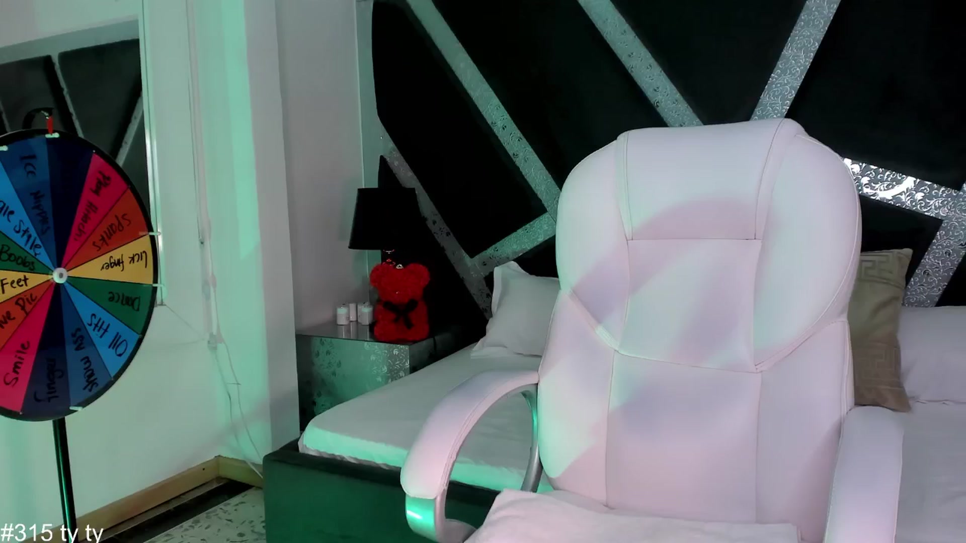 Gallery image thumbnail from BrendaBuiles's myfreecams stream on, 07/12/2024, 24:02 image 3 of 20