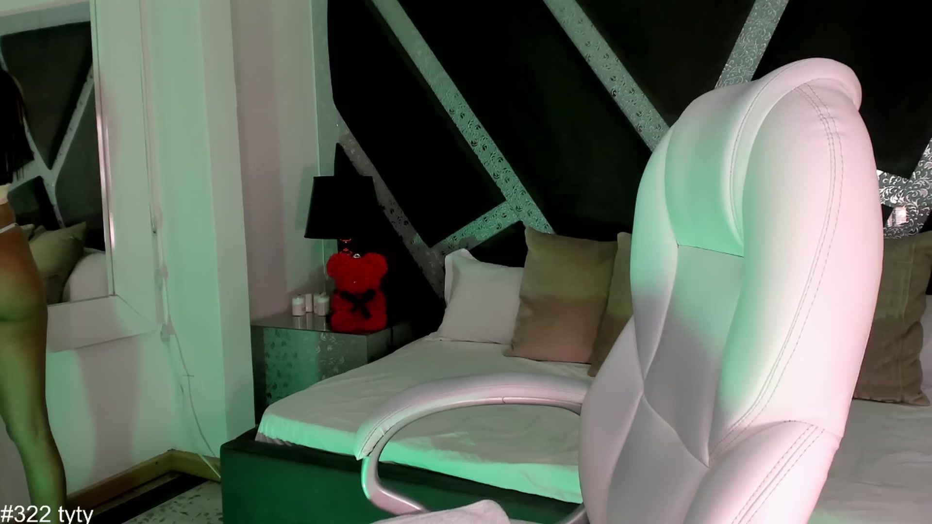 Gallery image thumbnail from BrendaBuiles's myfreecams stream on, 07/18/2024, 23:17 image 17 of 20